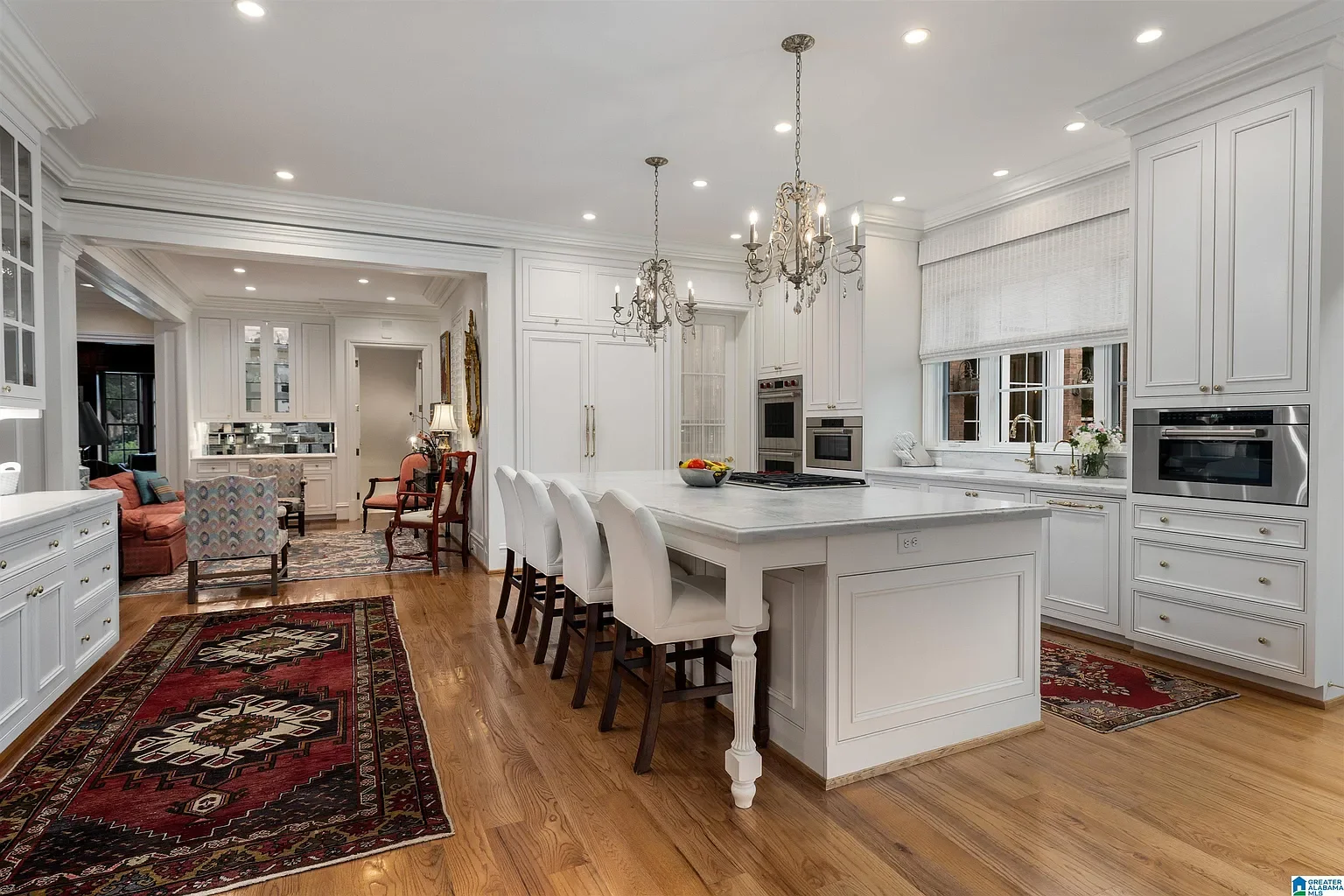 120 Lake Drive Mountain Brook AL _ Luxury Real Estate _Southern Homes214260996b6ad5284f49041e7dcd973a-uncropped_scaled_within_1536_1152.webp