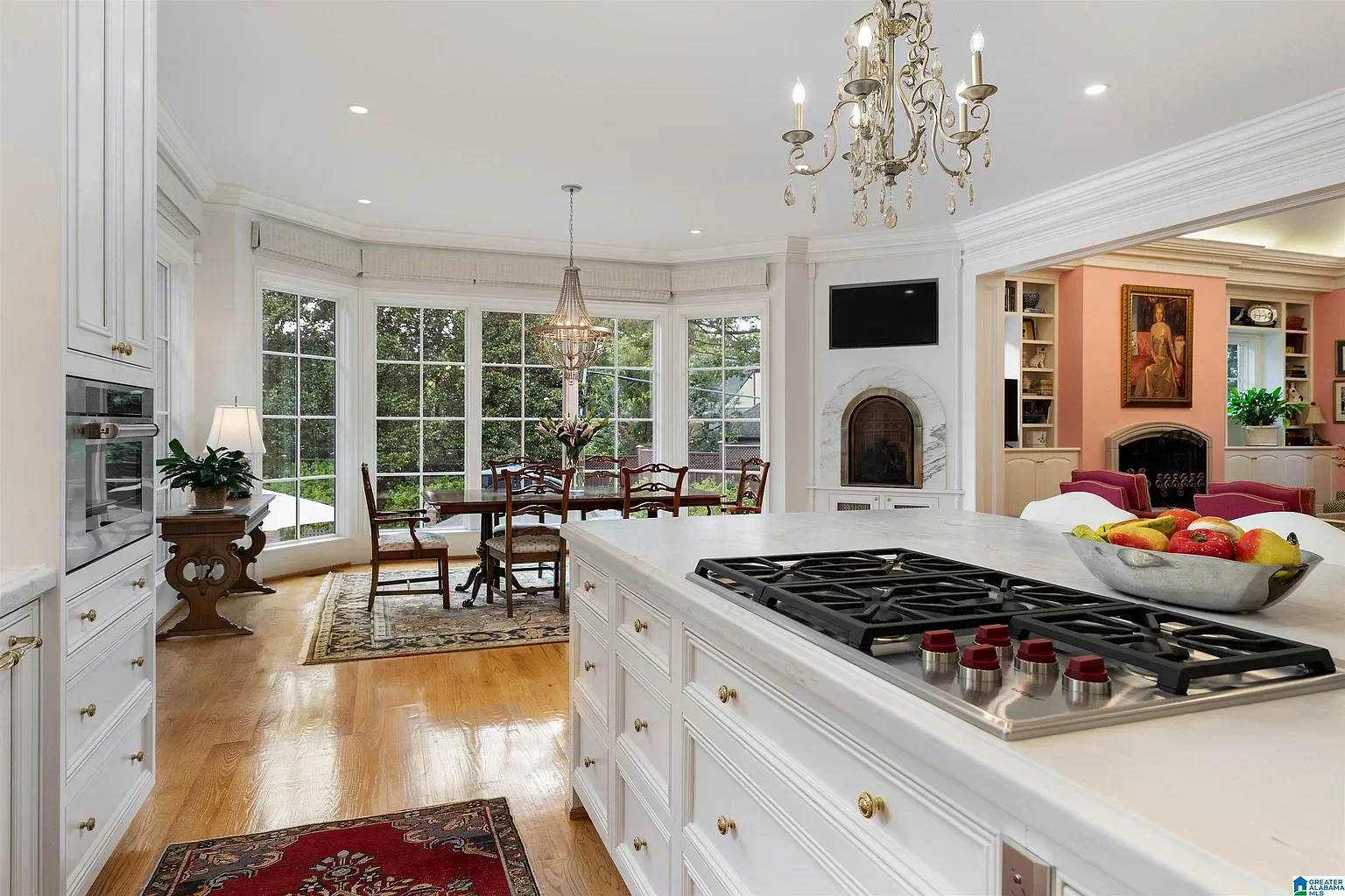 120 Lake Drive Mountain Brook AL _ Luxury Real Estate _Southern Homesd3cb7c91b4a210920524f80aa4ec8a70-uncropped_scaled_within_1536_1152.webp