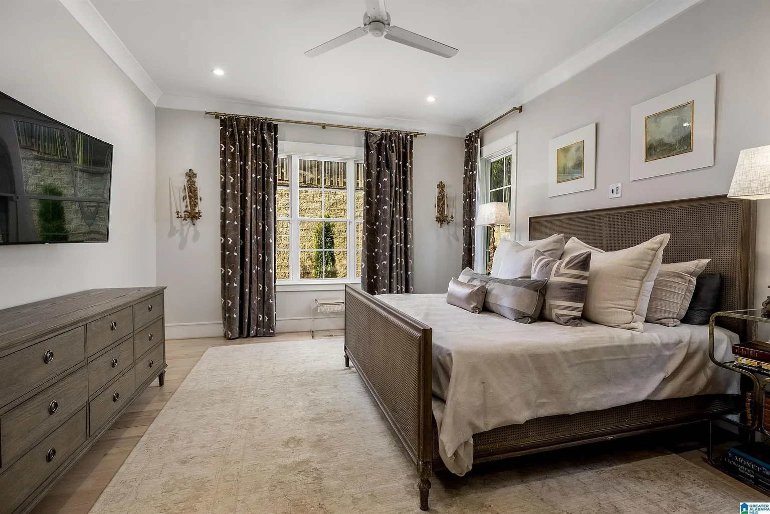3326 Ridgely Dr, Birmingham, AL 35243a139827aa57c4528ccd0588881be2319-uncropped_scaled_within_1536_1152.webp