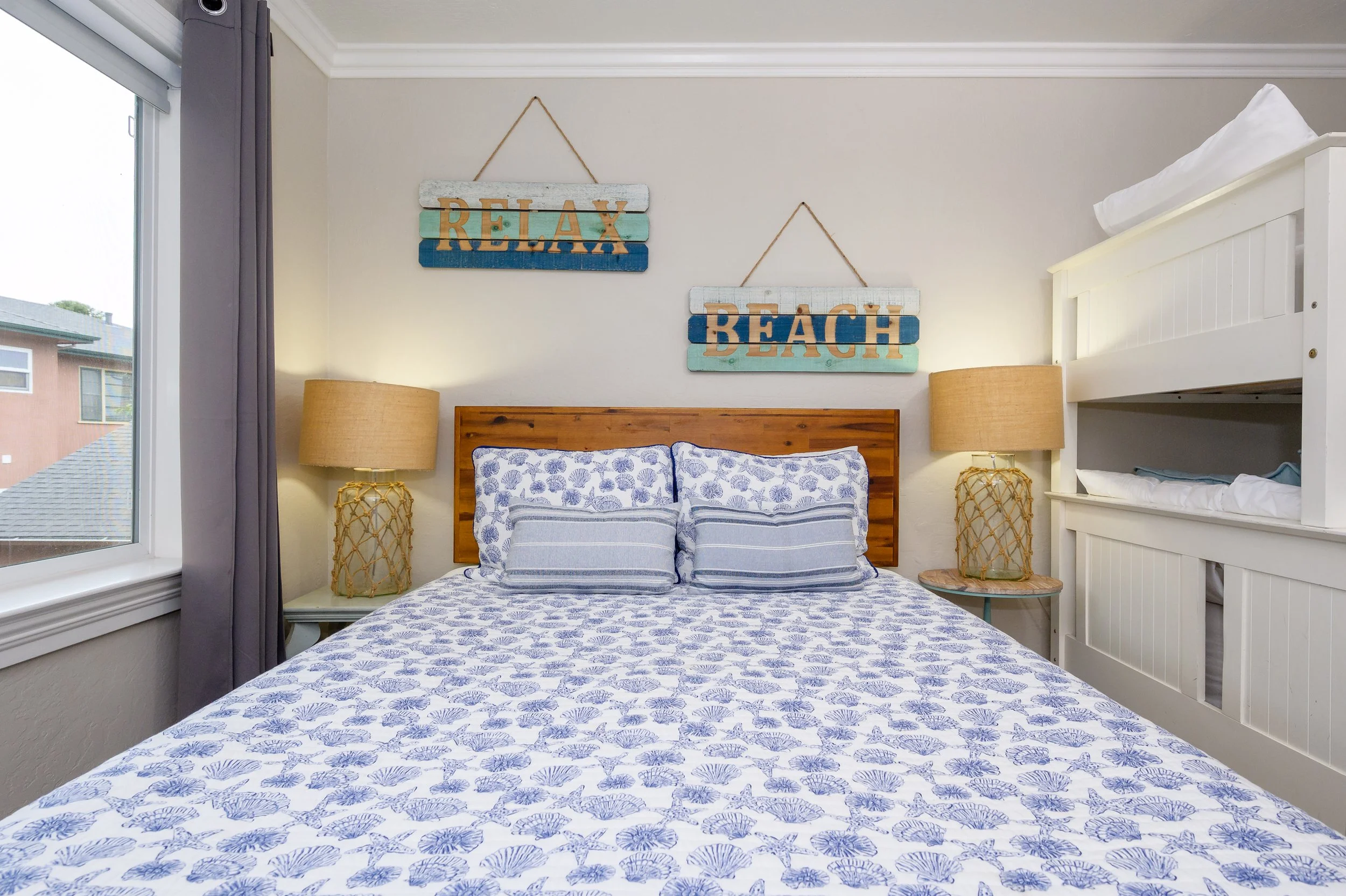 Upstairs Guest Room_6.jpg