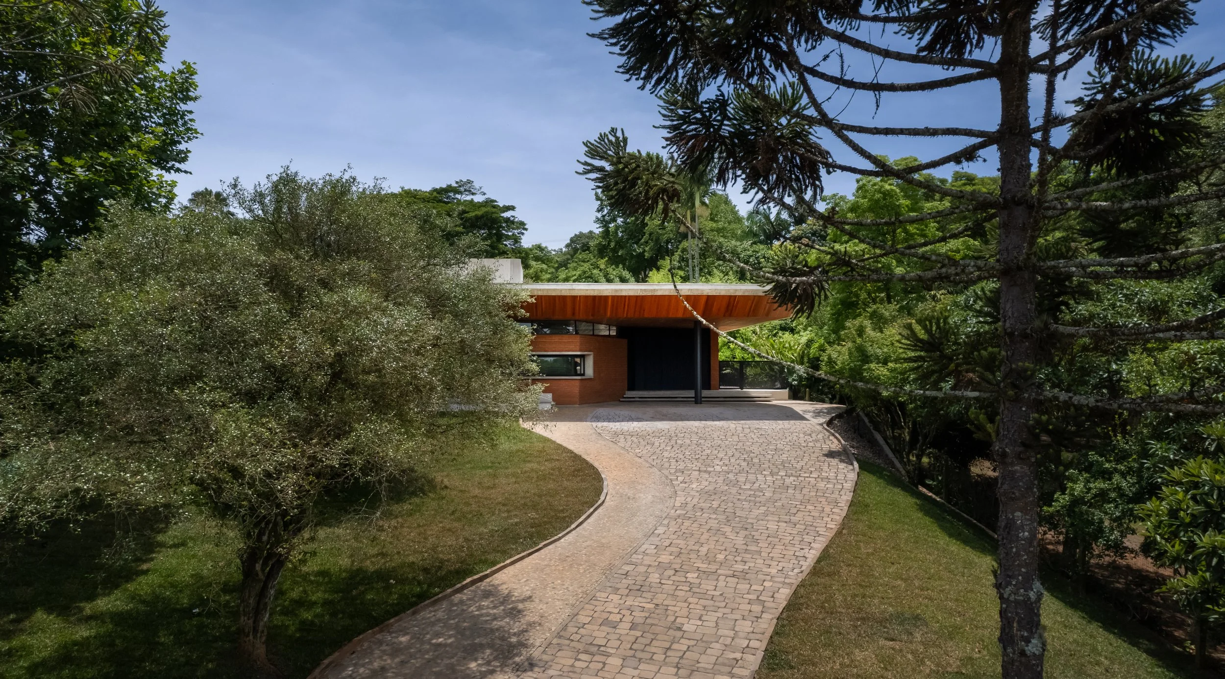  43Galeria 733 - Casa .jpg