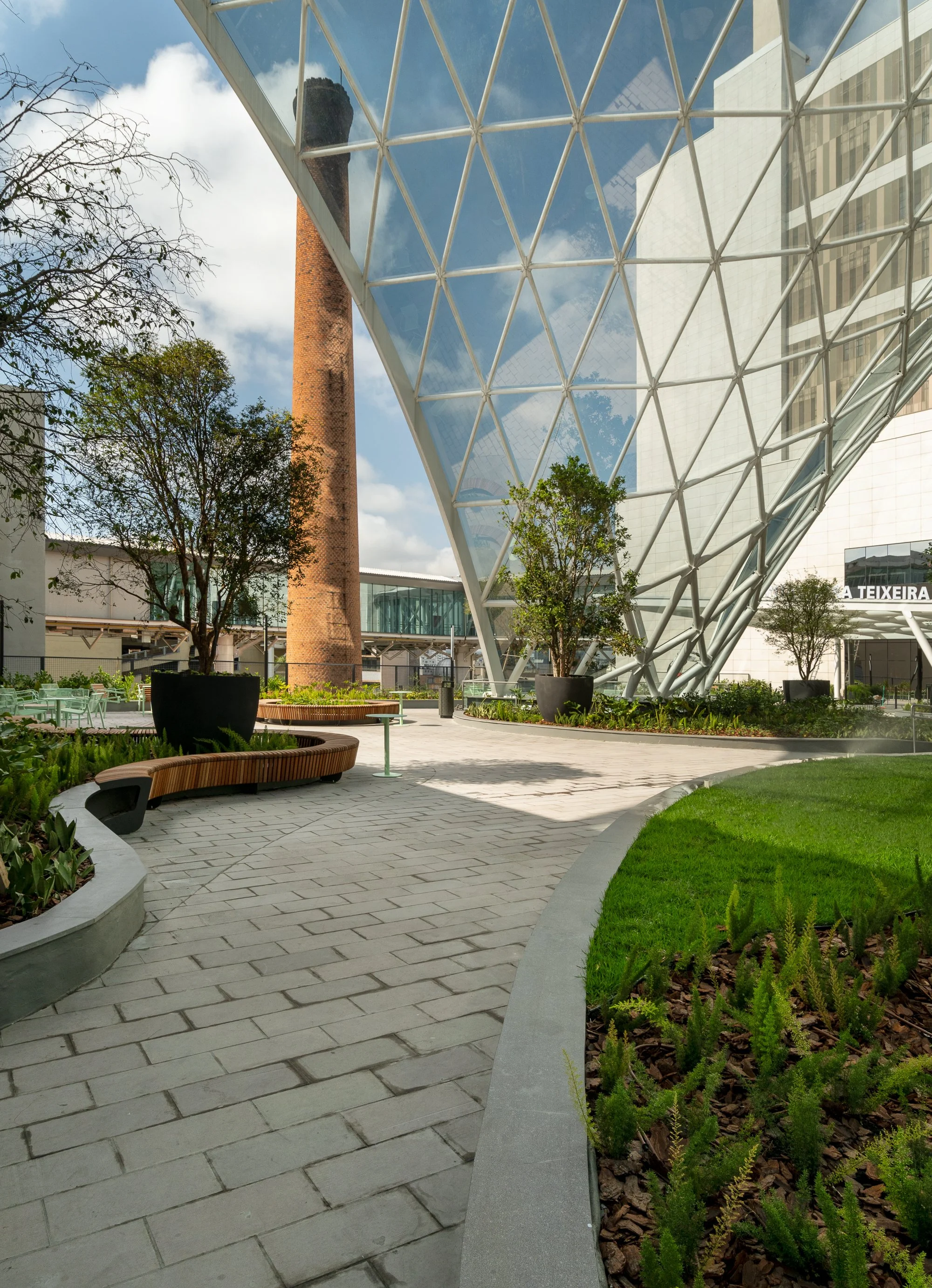 Seferin Saude  02 Cobertura Sta Casa Poa_.jpg