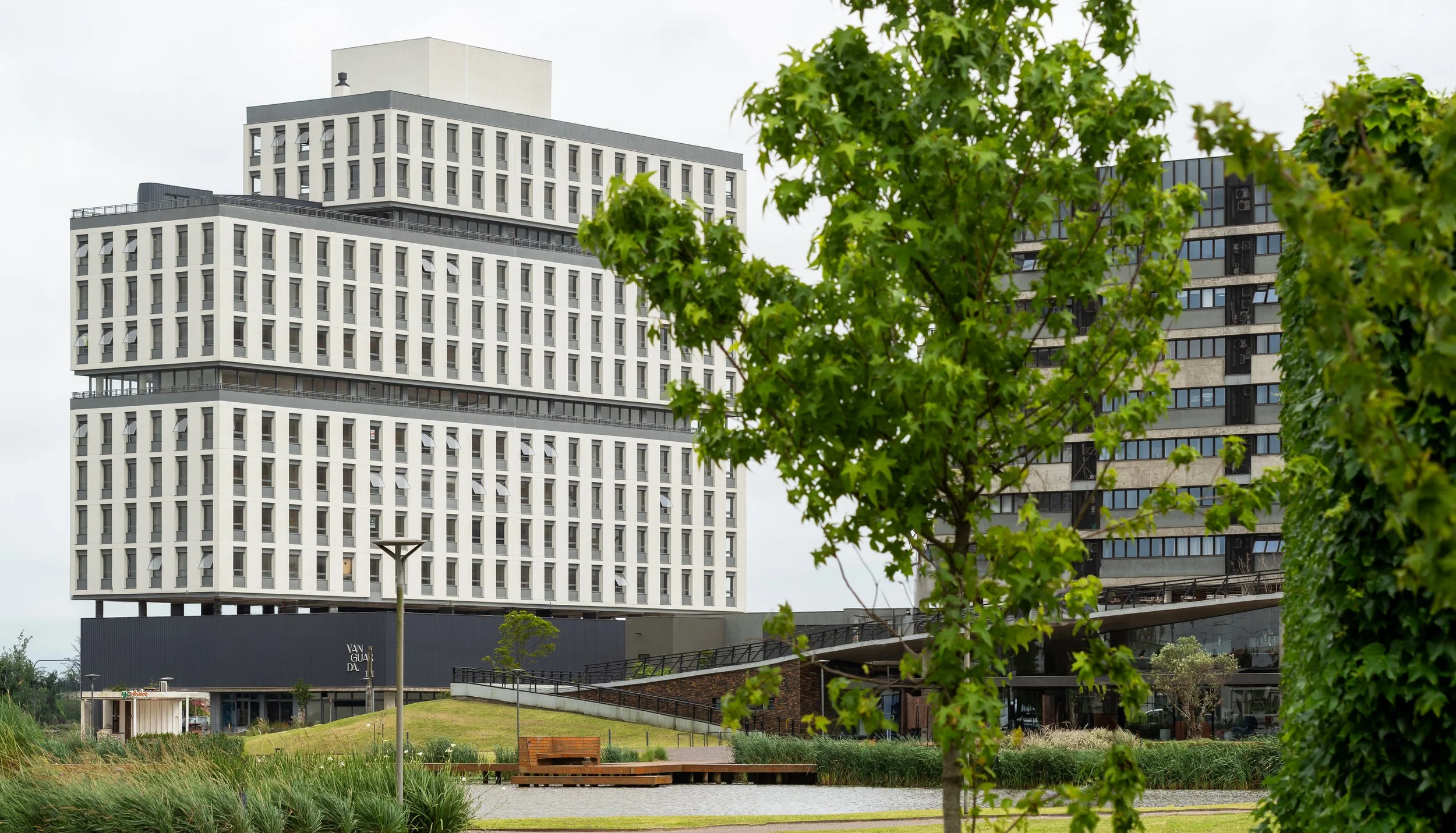 VANGUARDA vanguarda  10vVANGUARDA - Parque Una_.jpg