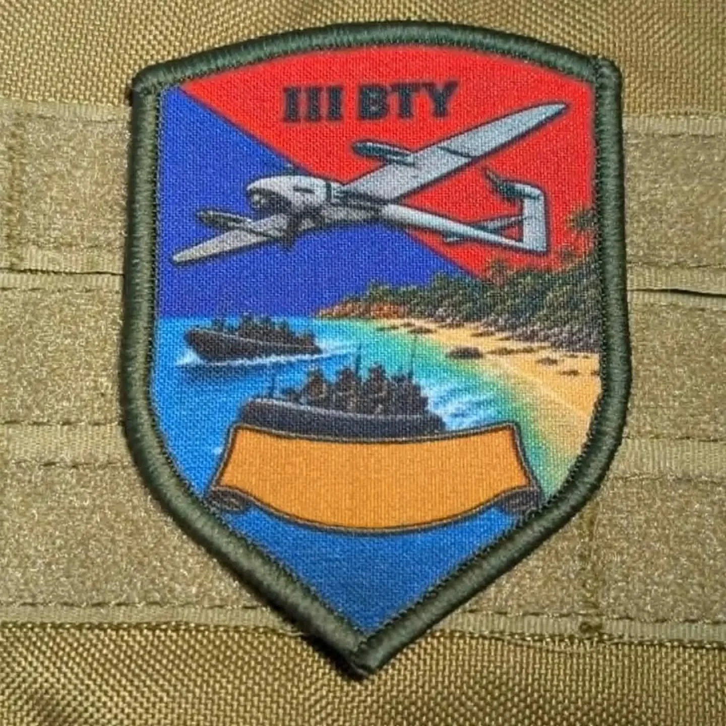 Sometimes you need to hit something wwwaaayyy over there, and it helps if you can get eyes on. Big thanks to 3 BTY for letting us have a crack at their ex patch. 

#ADF #choclife #australianarmy #131901