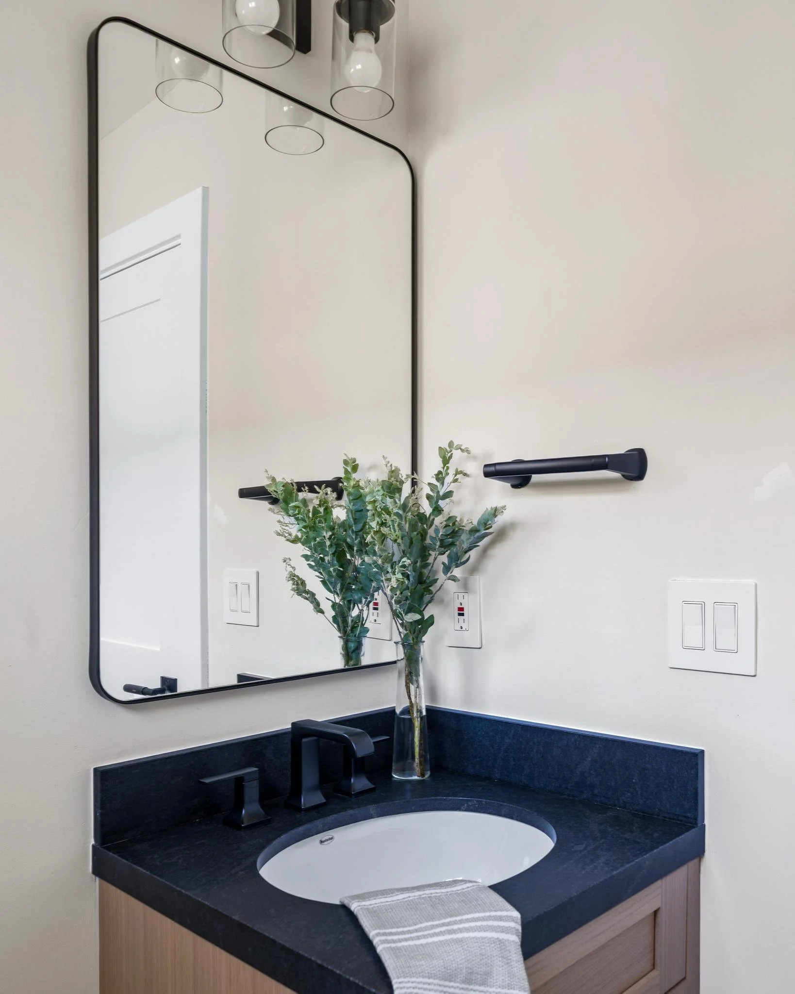 831 Jansen -131.jpg