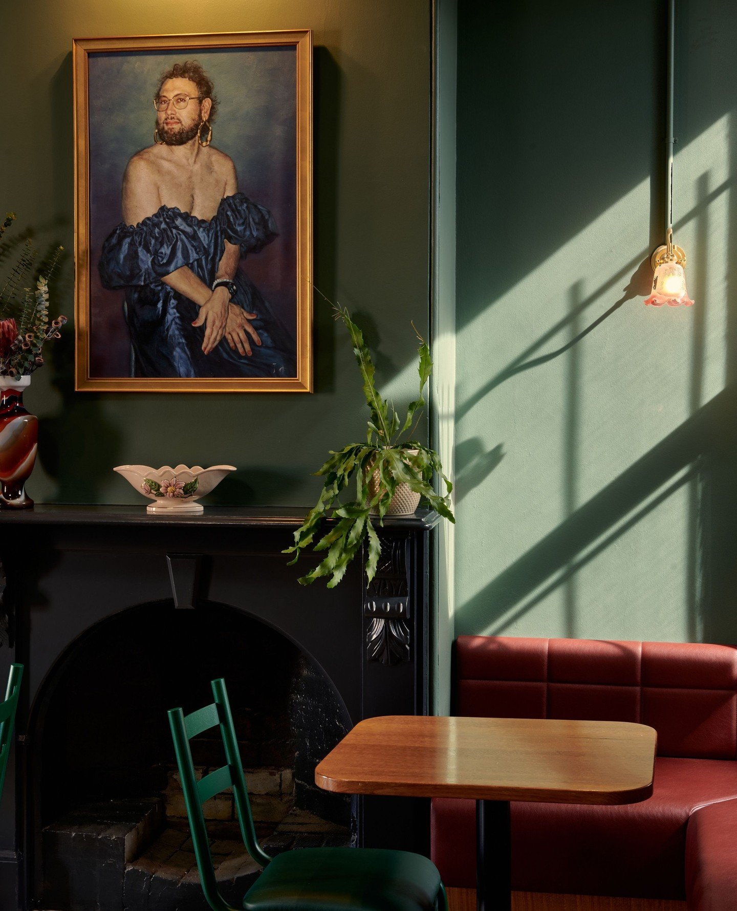 First date spot @roccos.bologna⁠
⁠
Location: Fitzroy, VIC⁠
Client: @roccos.bologna⁠
Photo: @eugenehyland⁠
Collab: @studiocoandco⁠