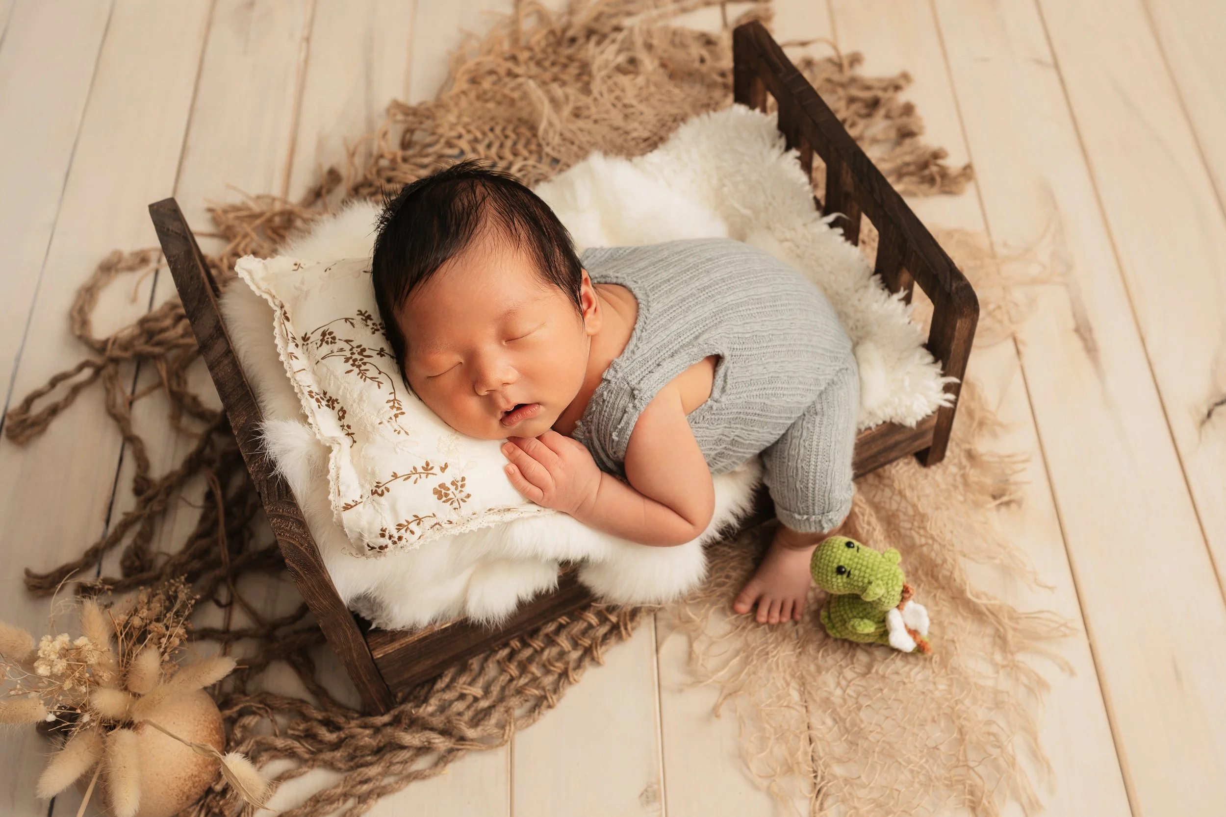 newborn photoshoot singapore-0047.jpg