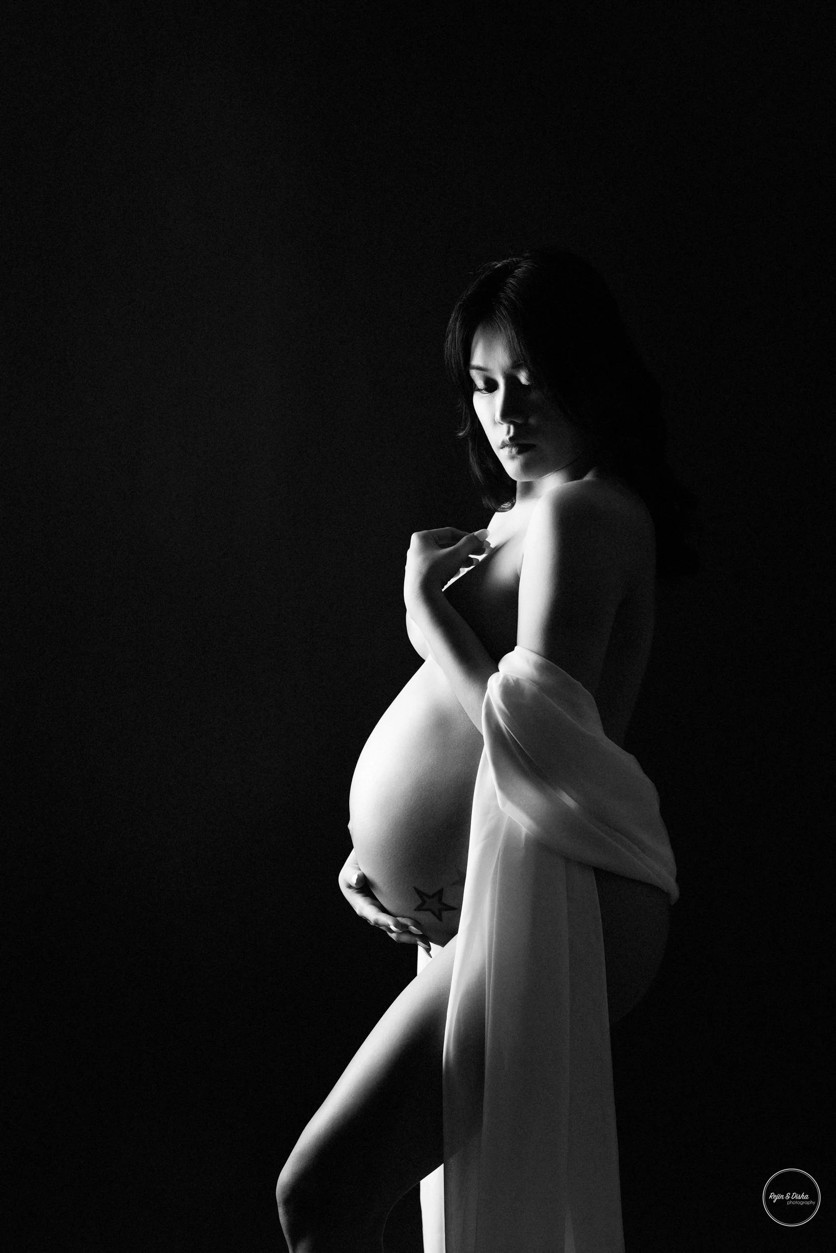 Nude Maternity Photoshoot singapore