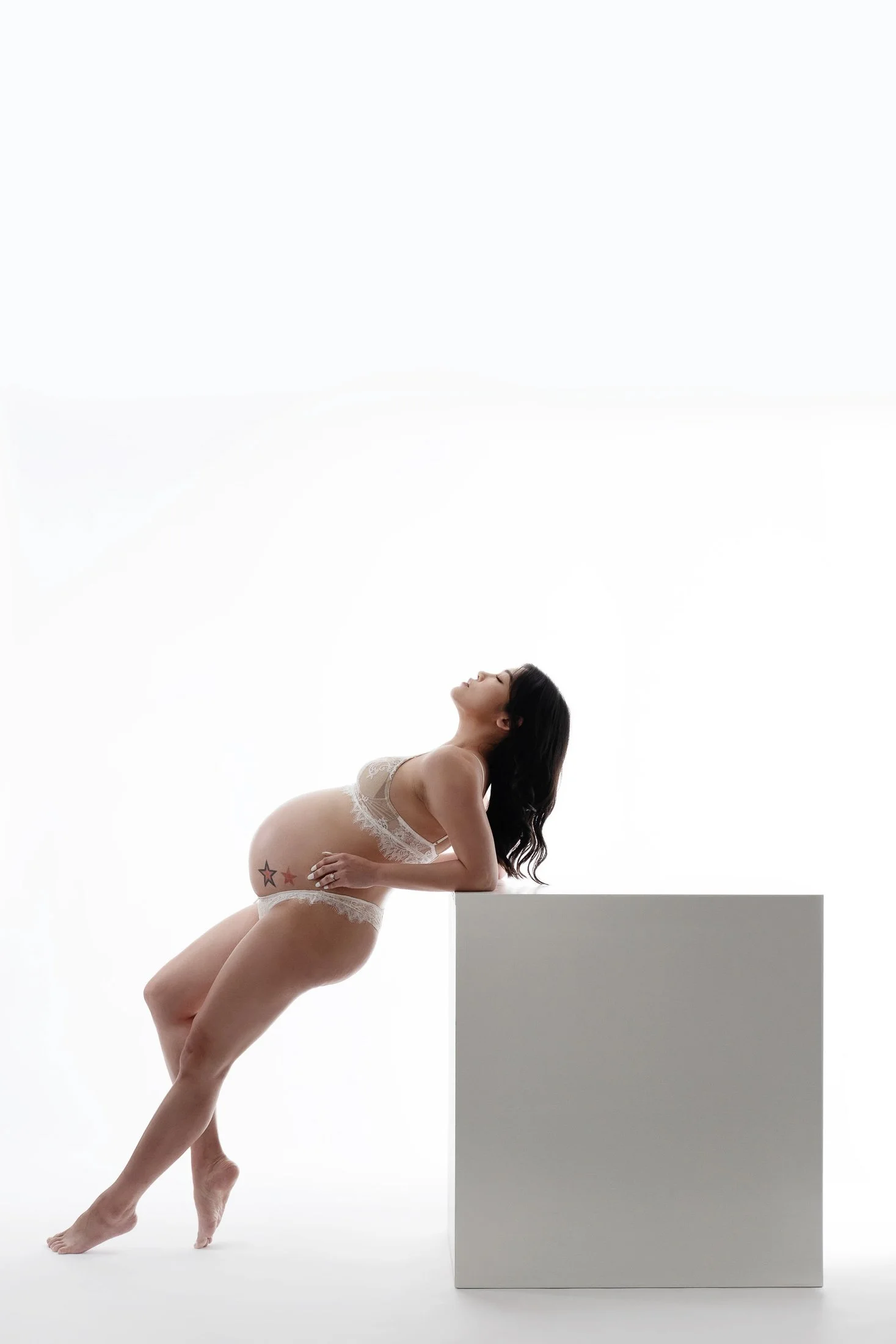 Boudoir Maternity Photoshoot singapore