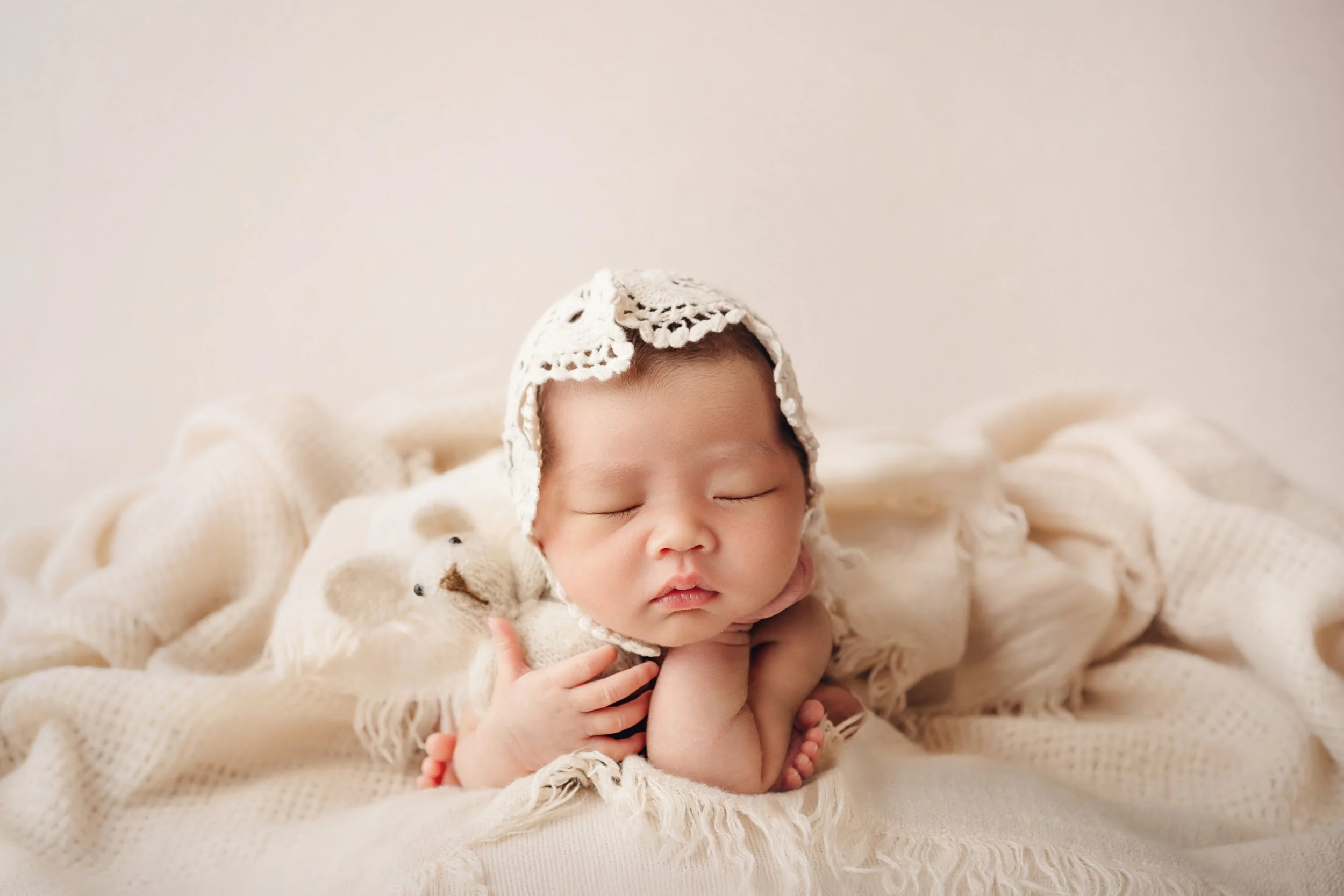 newborn photoshoot singapore-0034.jpg