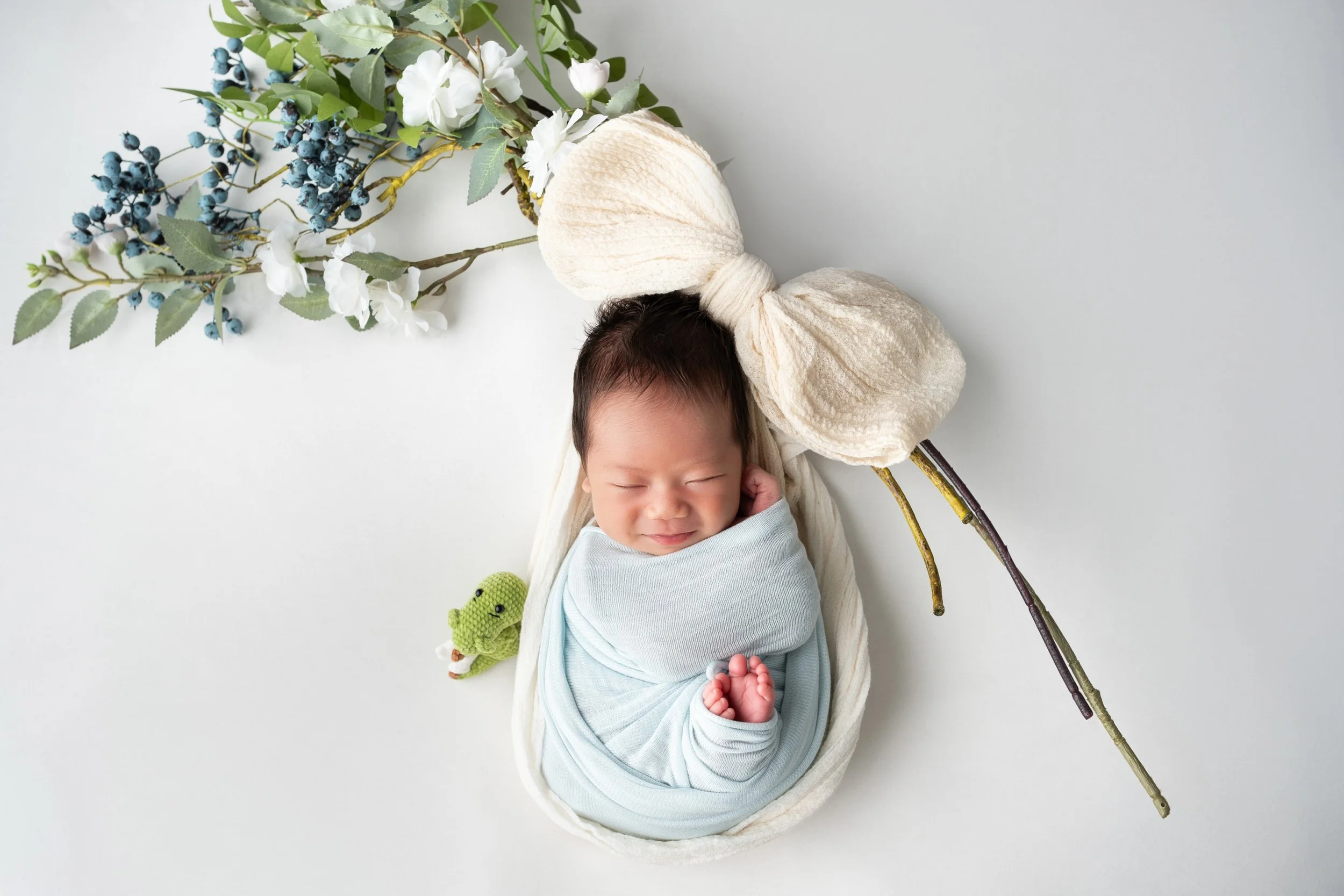 newborn photoshoot singapore-0062.jpg