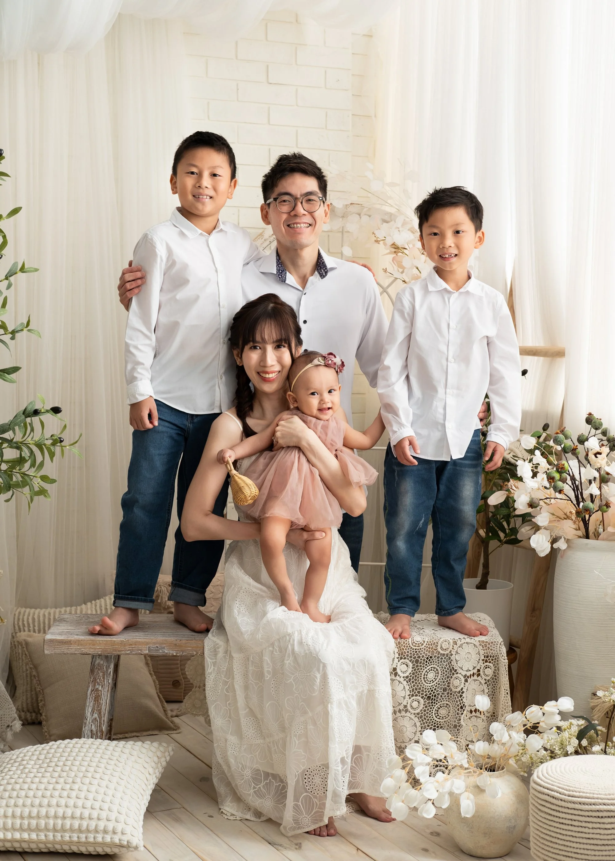 Lifestyle family photo studio in singapore
