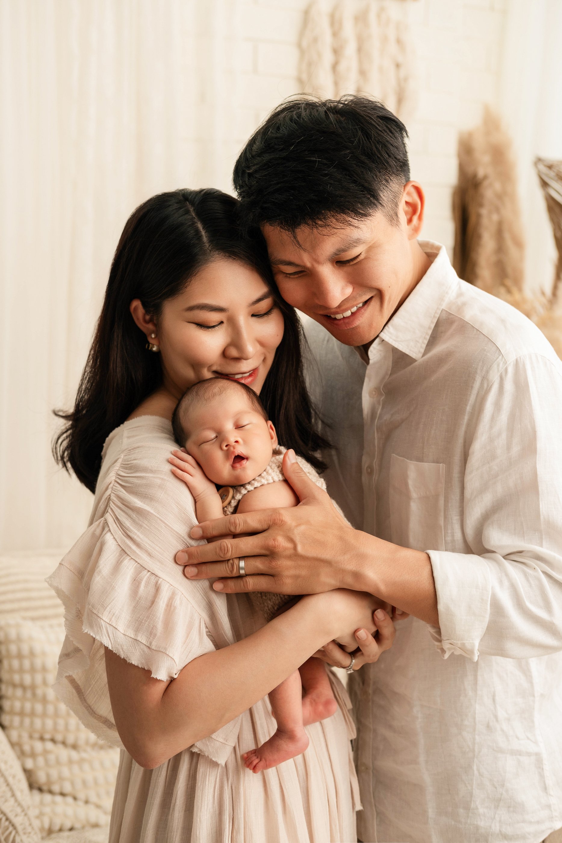 newborn family photoshoot singapore-0009.jpg