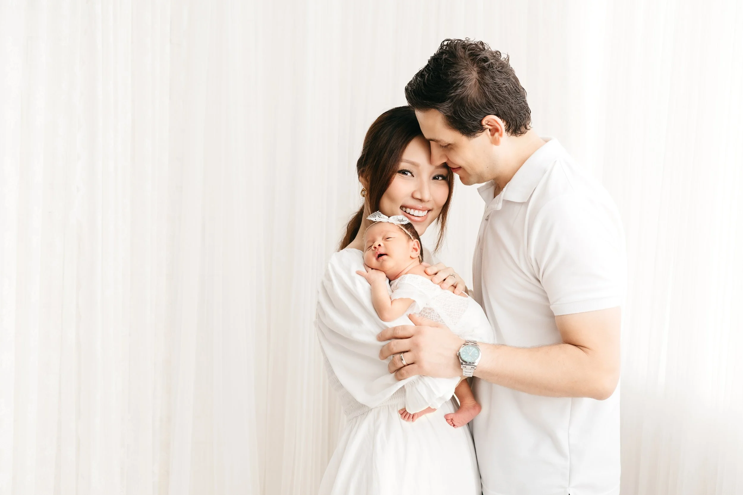 newborn family photoshoot singapore-0004.jpg