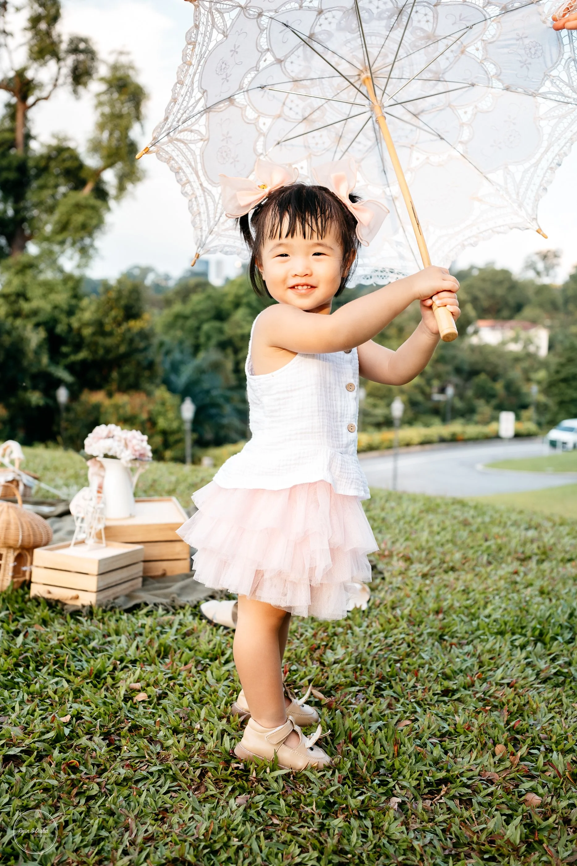 outdoor family photoshoot singapore-0007.jpg