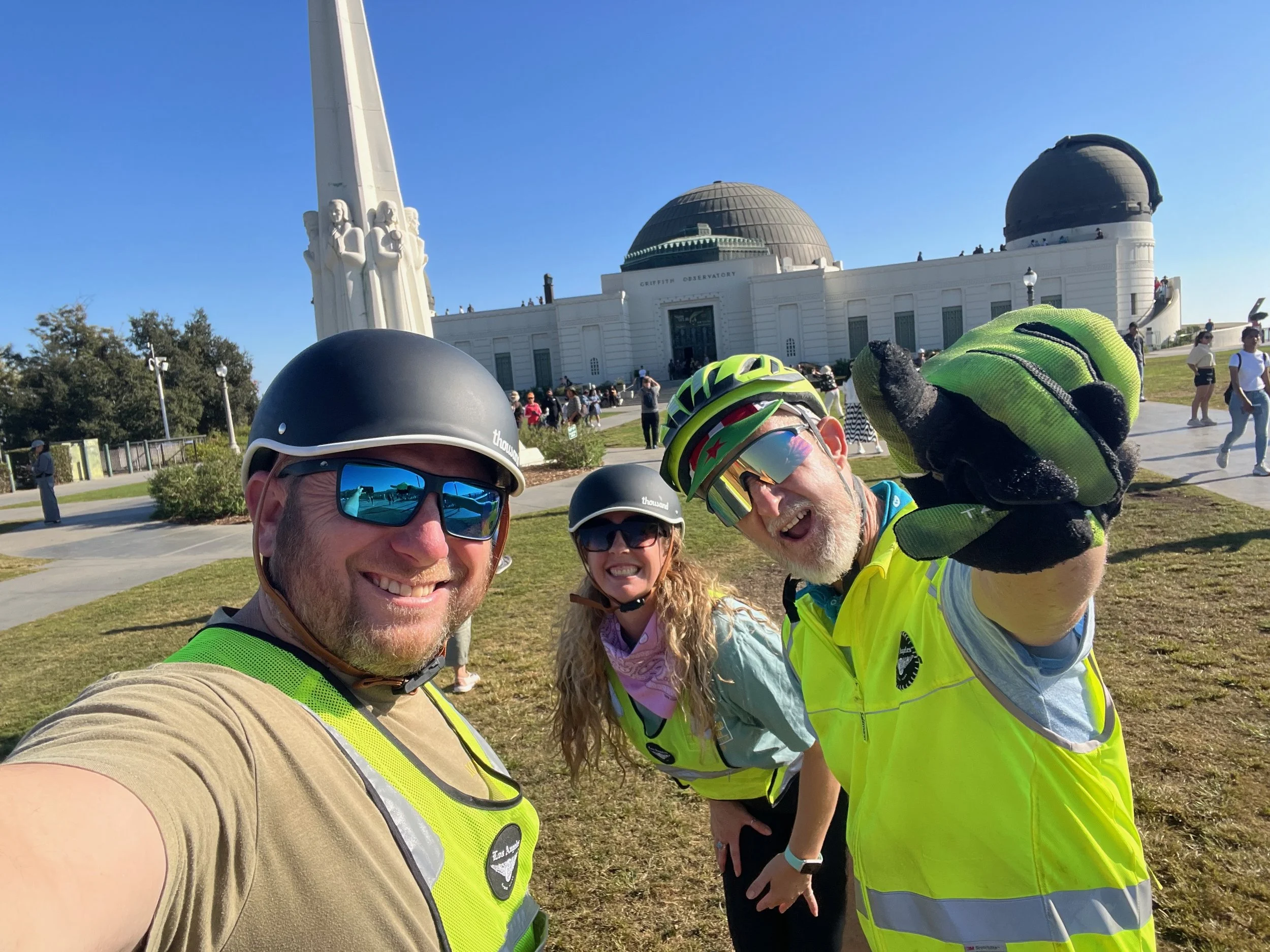 Griffith Observatory guests e bike tours LA