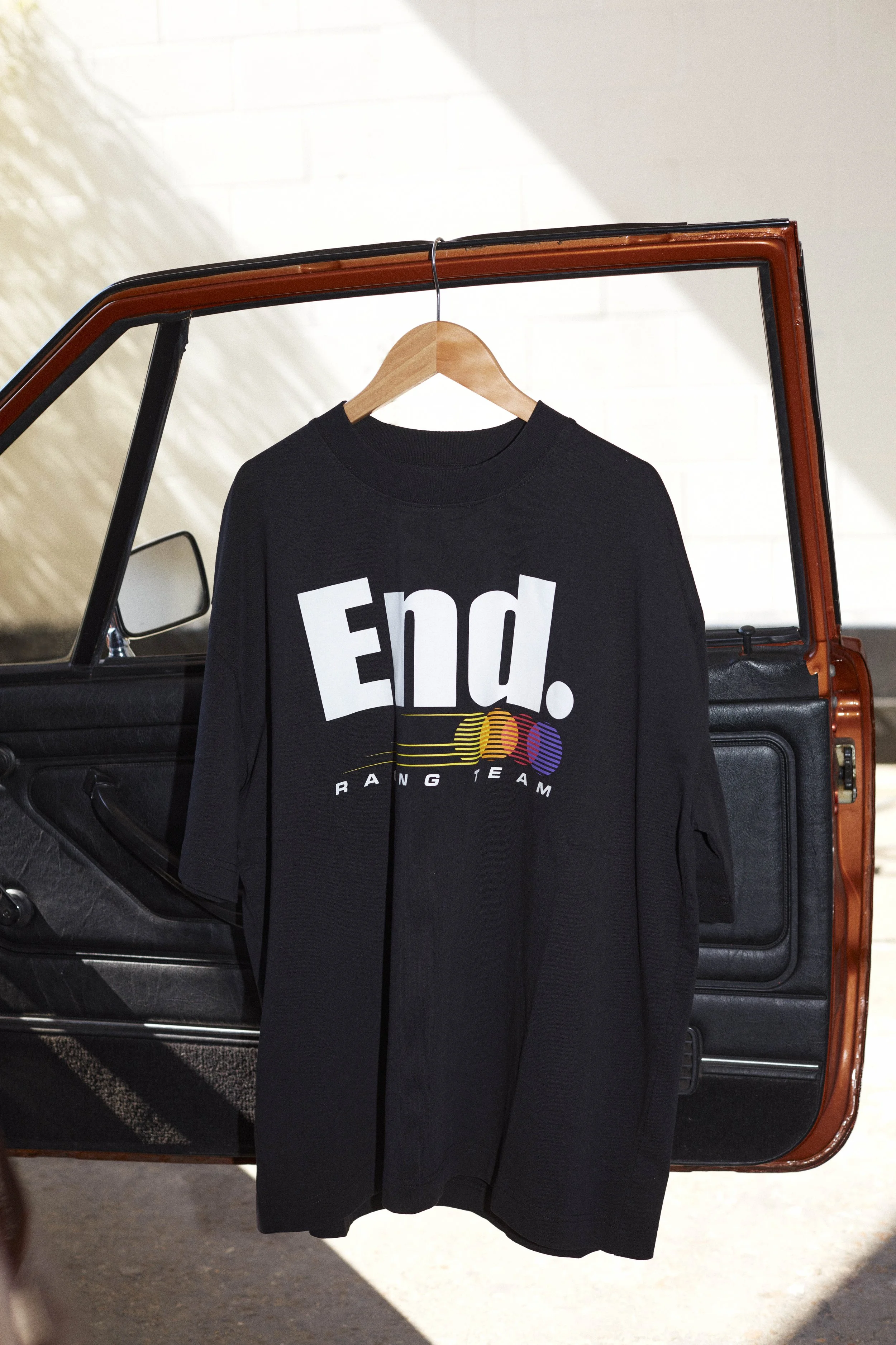 End-On-The-Move-off-HR-2.jpg