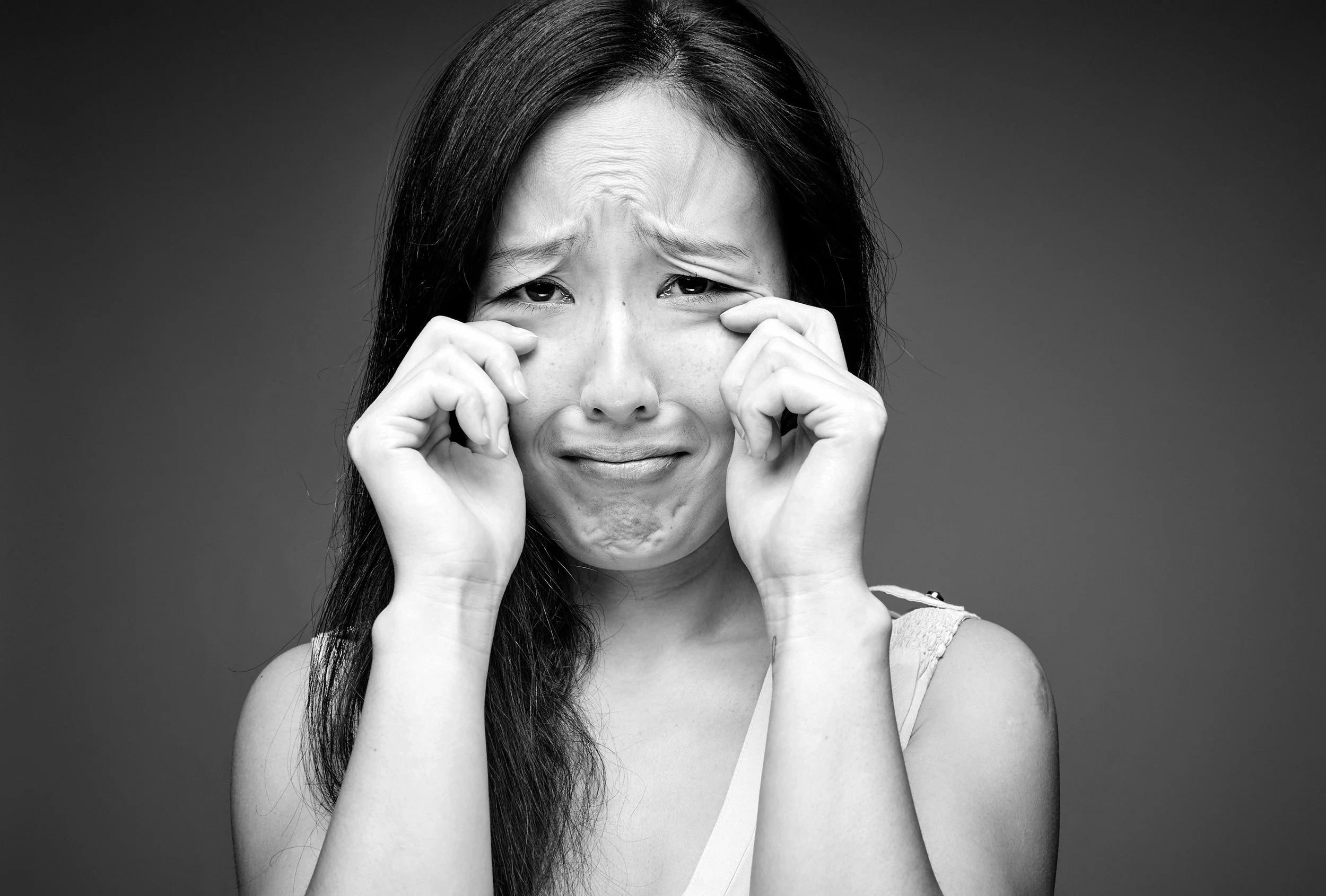 personal_branding_portrait_female_asian_craying.jpg