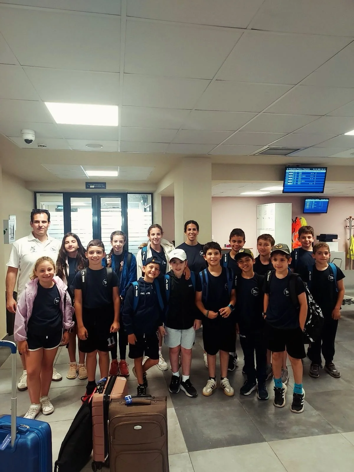 🔵⚪️ &Alpha;&nu;&alpha;&chi;ώ&rho;&eta;&sigma;&epsilon; &sigma;ή&mu;&epsilon;&rho;&alpha; &gamma;&iota;&alpha; &tau;&eta;&nu; &Alpha;&theta;ή&nu;&alpha; &eta; &alpha;&pi;&omicron;&sigma;&tau;&omicron;&lambda;ή &tau;&eta;&sigmaf; &Alpha;&kappa;&alpha;