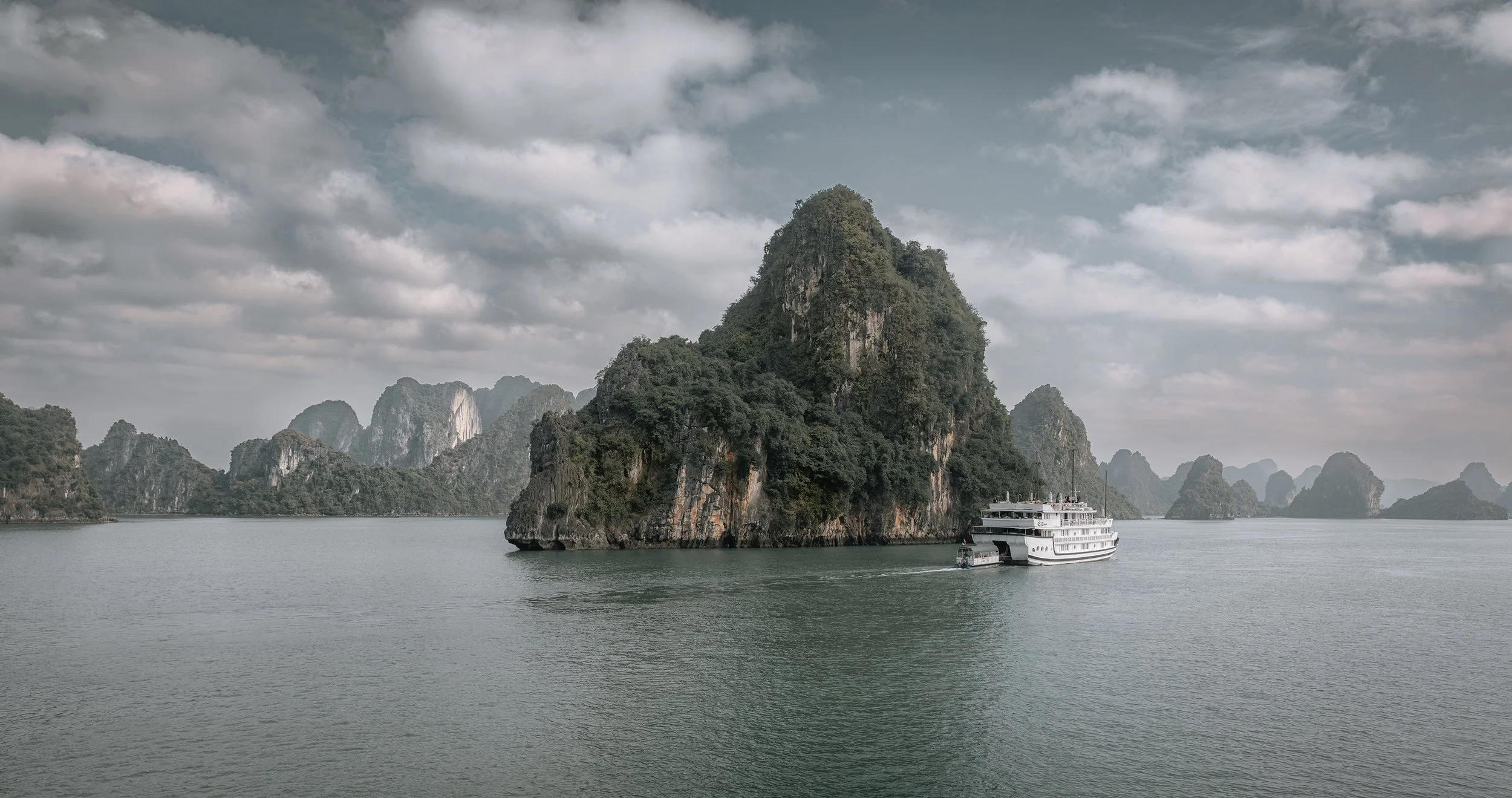 Halong Bay-2281_web.jpg