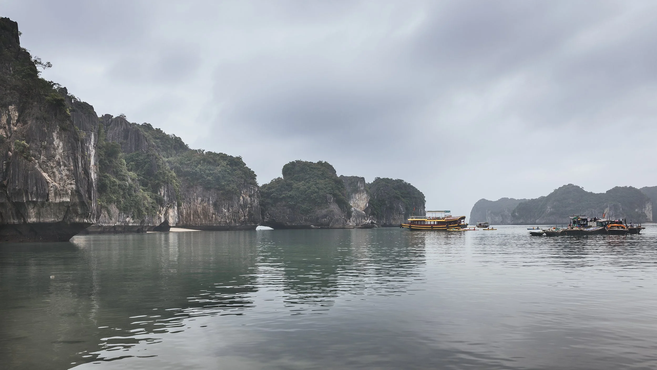 Halong Bay-2498_web.jpg