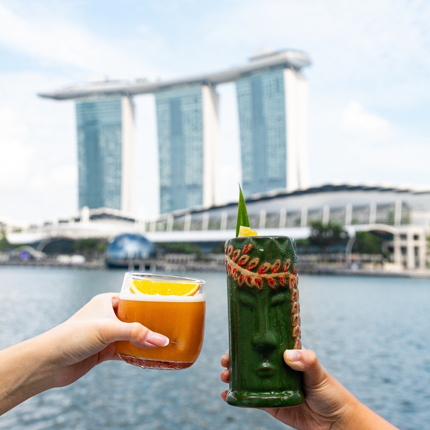 Guess what? Starting this Easter weekend, Super Loco Customs House will be reopening on Sundays for the first time! ⁠
⁠
Picture this: You, your mates, and the stunning sunset against the Marina Bay skyline. Throw in some ice-cold cocktails and your l