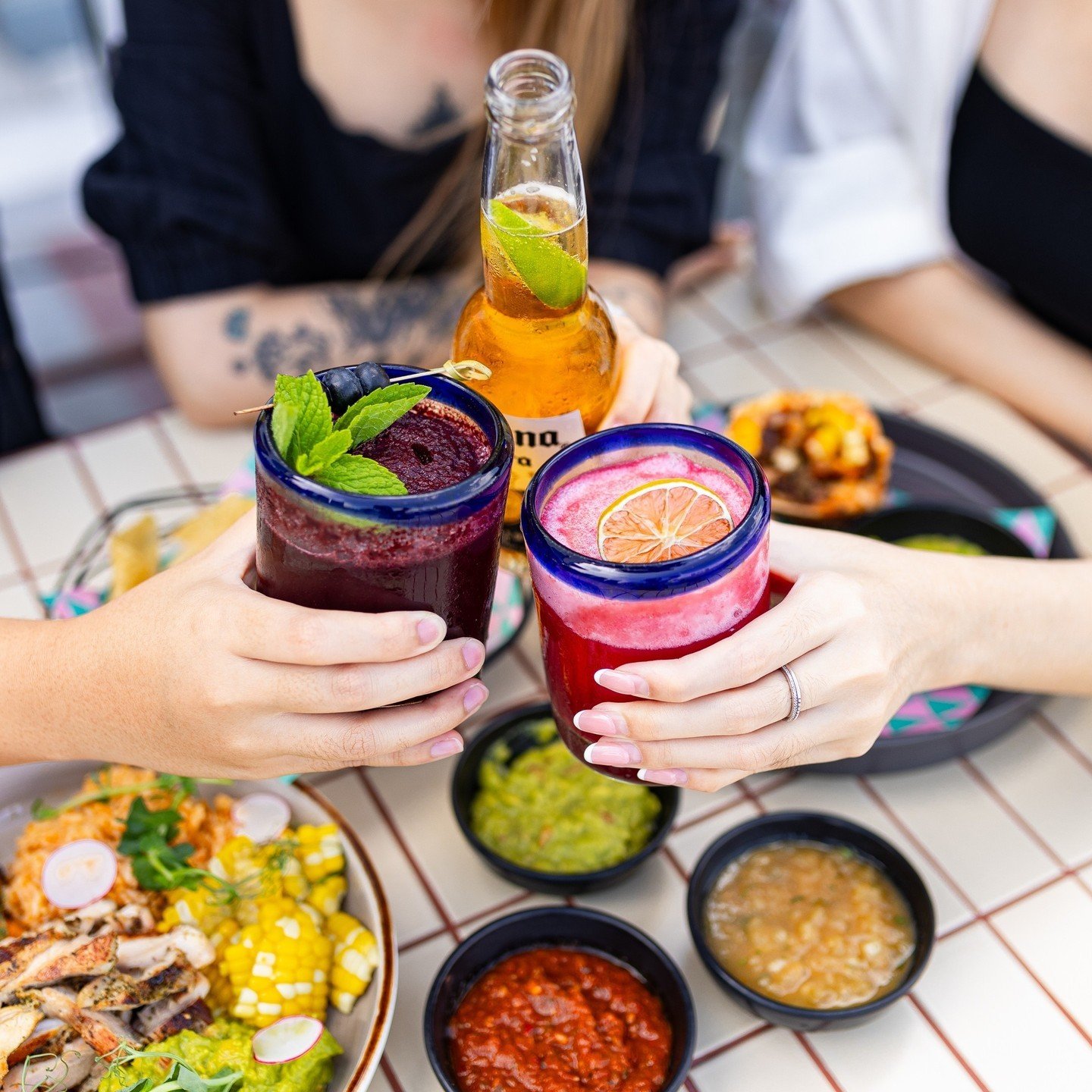 EL Loco Hour... a $10 frozen margarita is the perfect antidote to Singapore's stifling heat, and still tastes fantastico when it's raining 🍹 Which is good news, because it seems we're in the middle of a rainy heatwave.

Top off your weatherproof hap