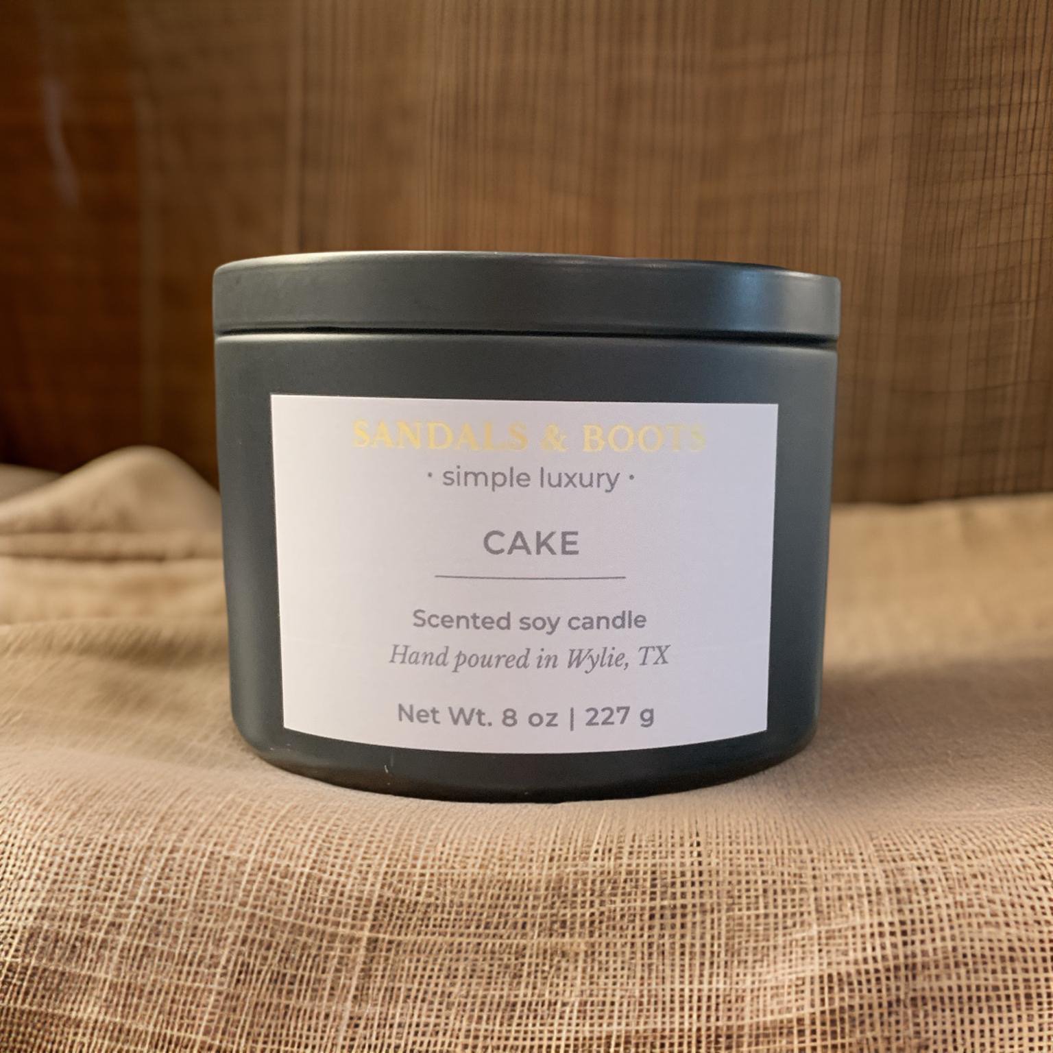 8 oz cake candle_front.jpeg