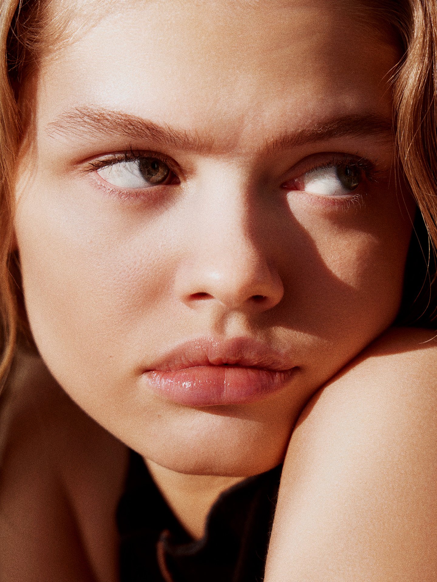 Editorial beauty close-up by a beauty photographer working across Europe