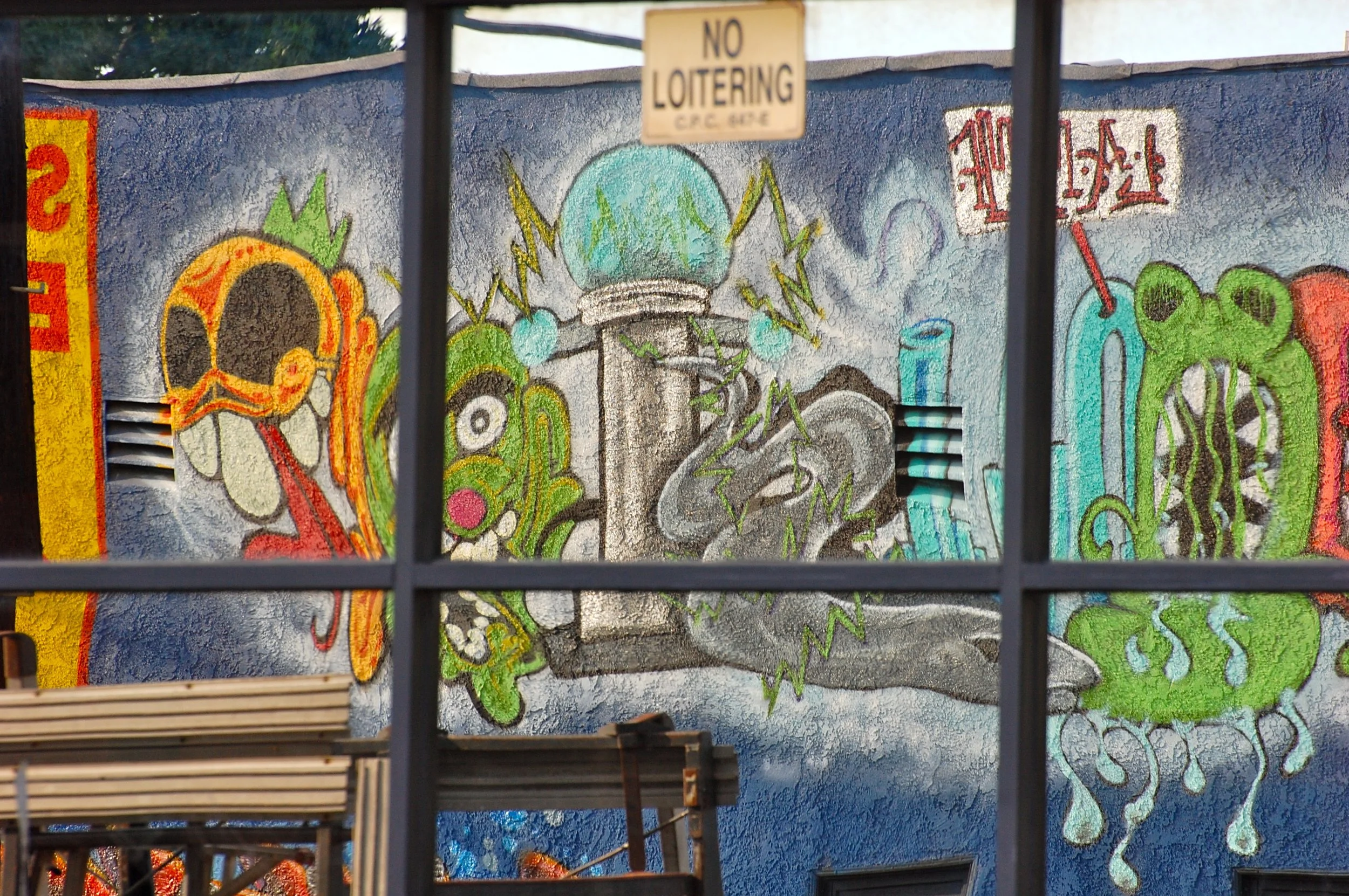 Graffati In the Mirro.jpg