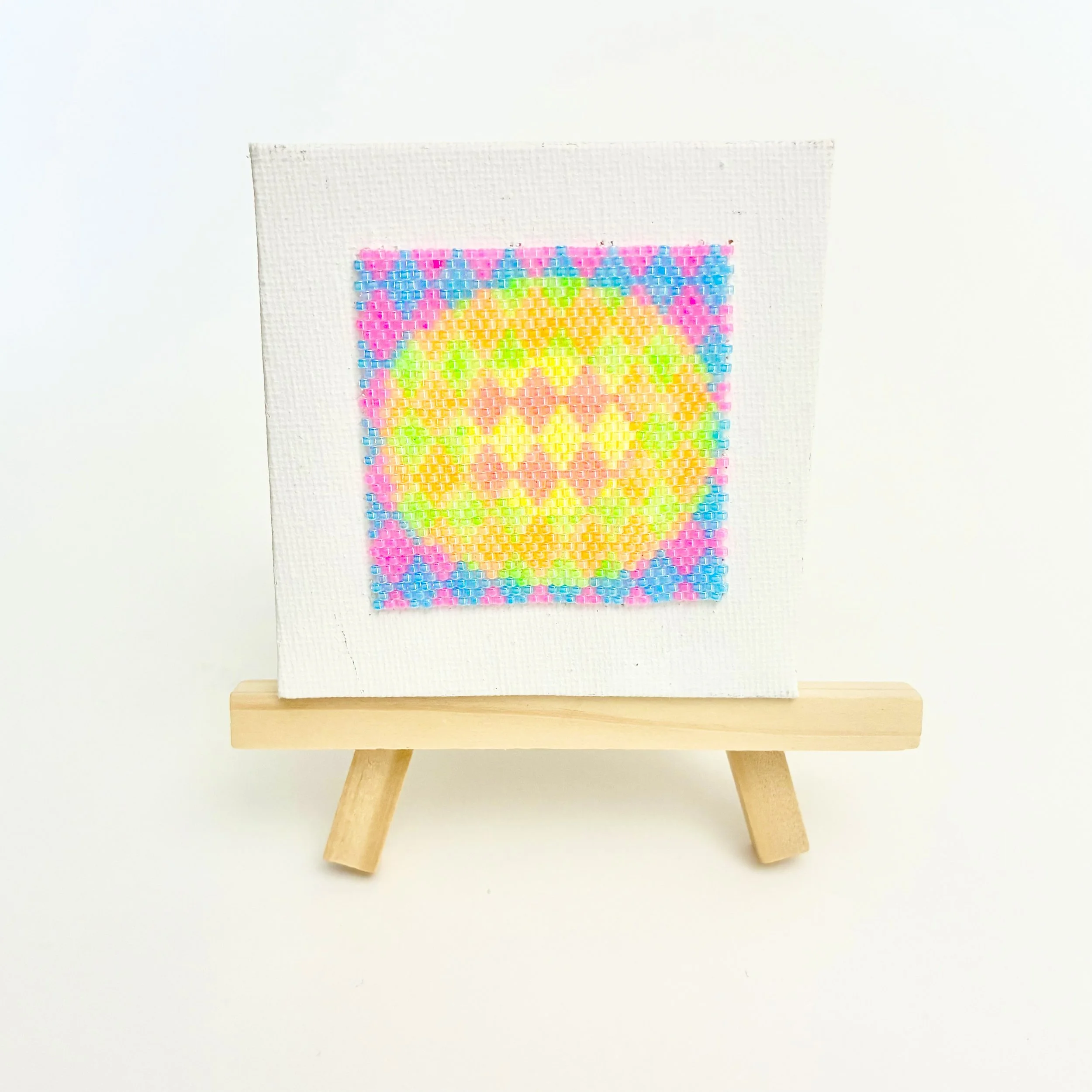 Mini Canvas Neon.jpeg