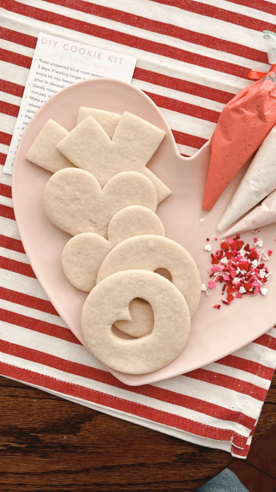 Valentine's Day Cookie Decorating Kit