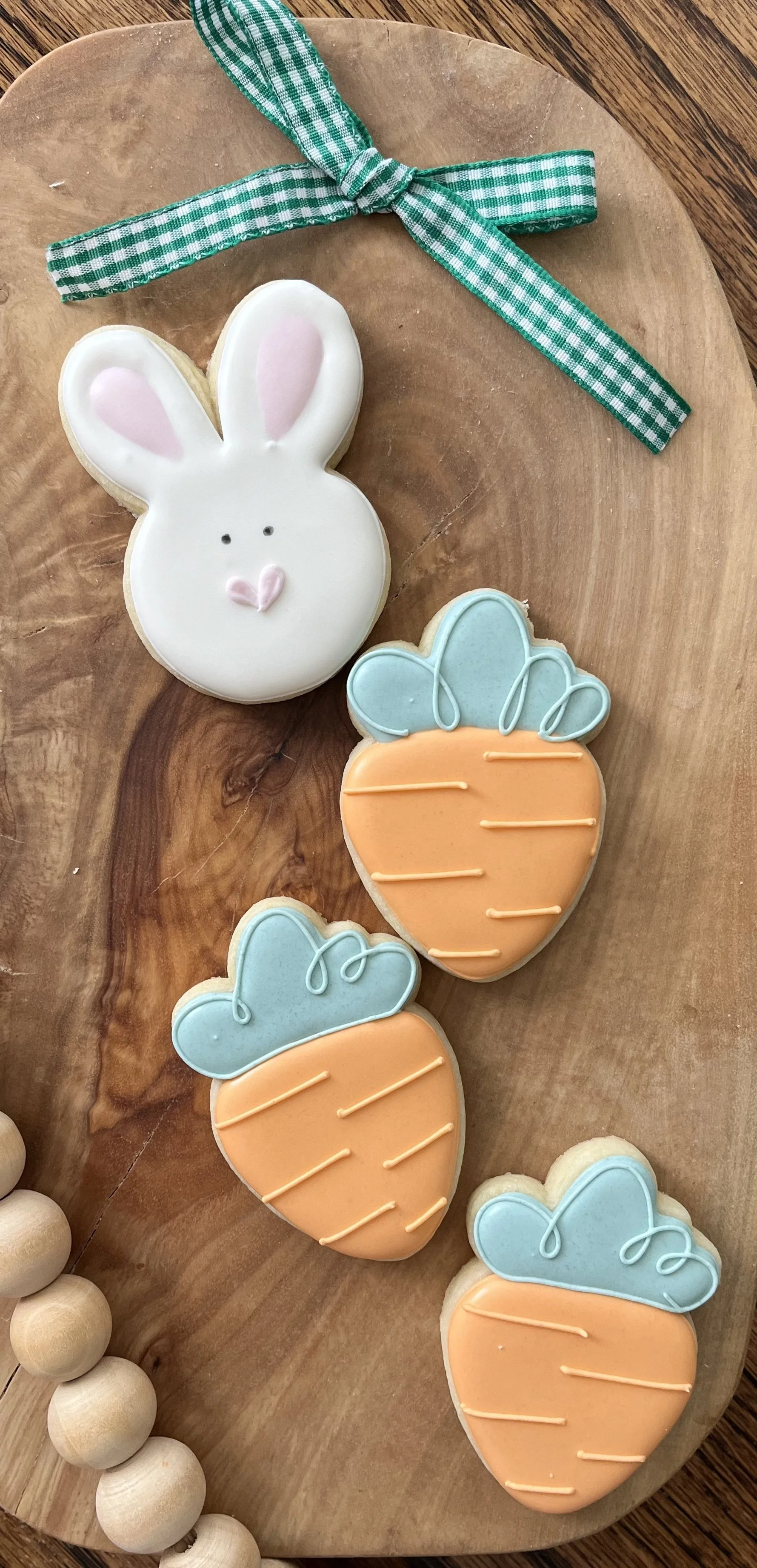 Mini Bunny + Carrots