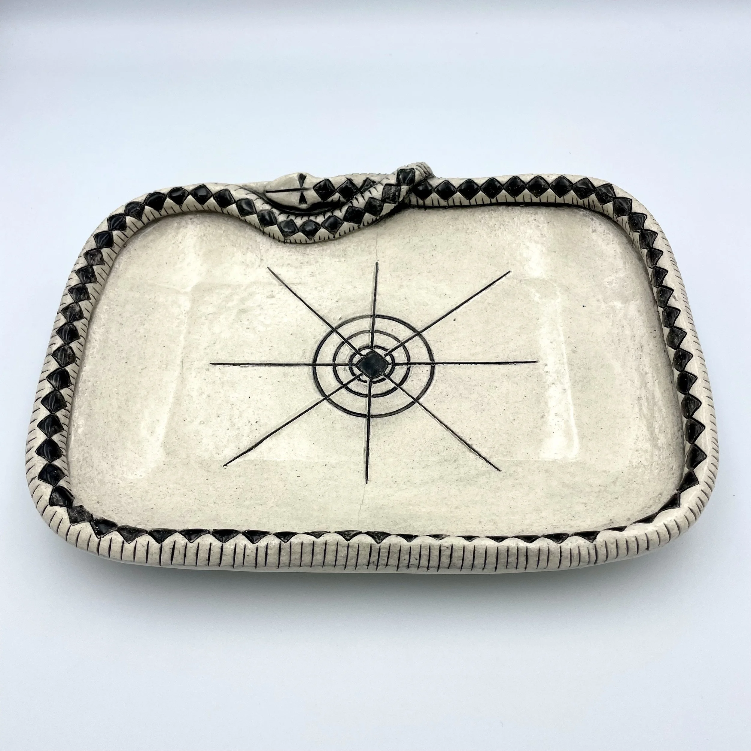 Oval Serpent Platter (Black and White)