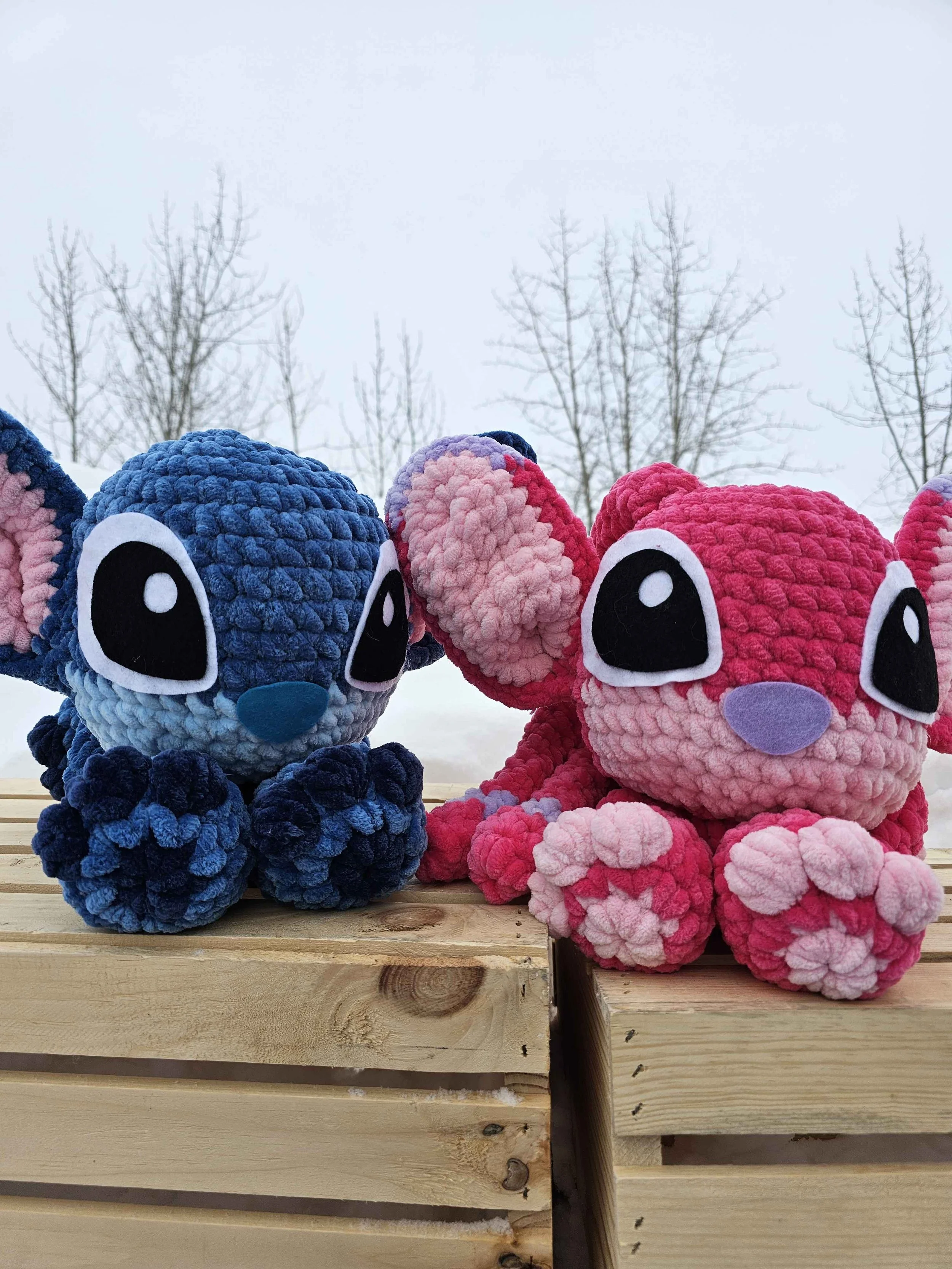 Jumbo Alien Snugglers