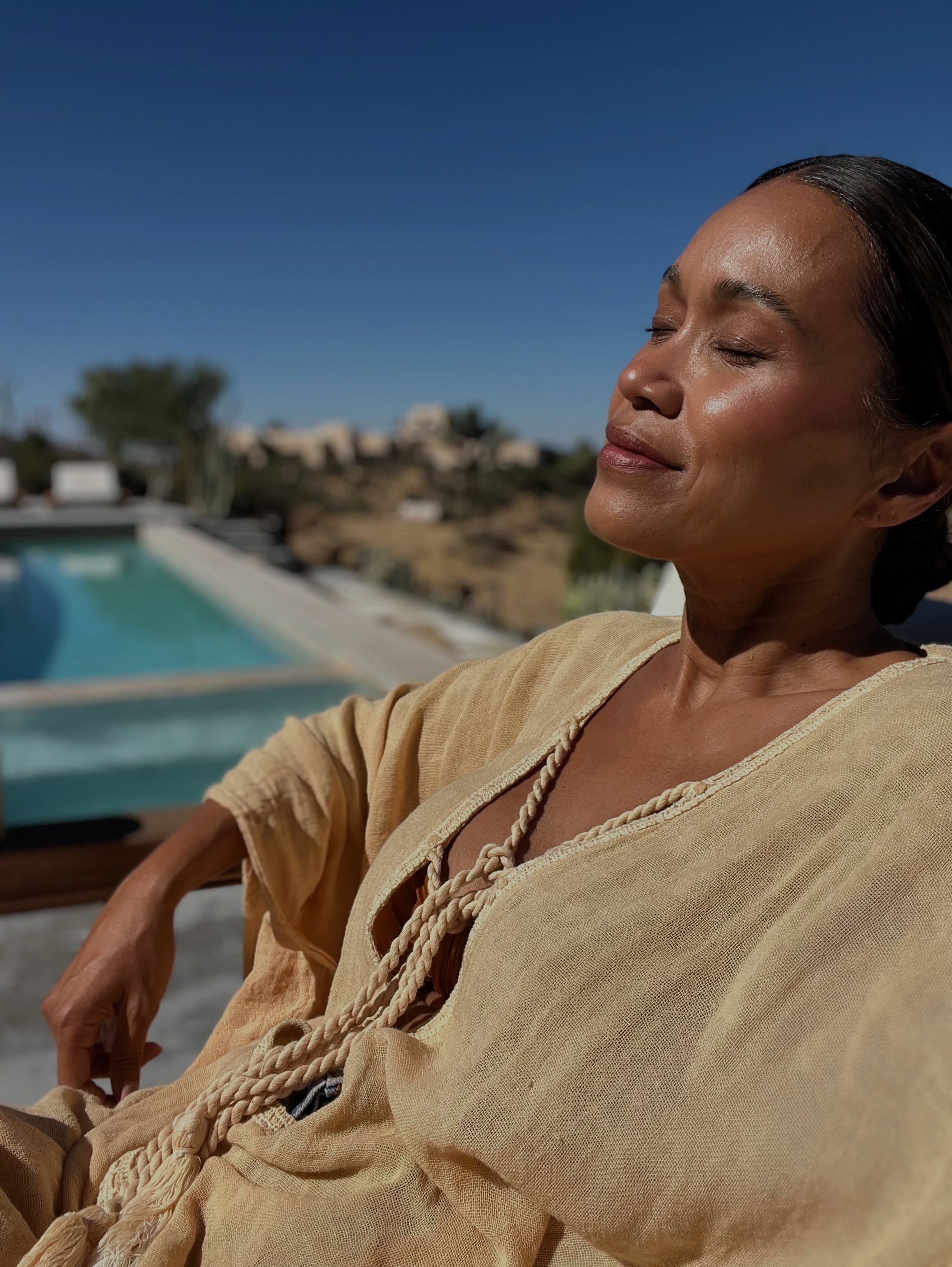 Back here @ocotillo_sol - Our desert escape. 

Soaking up the morning rays. 

She&rsquo;s magical folks.
