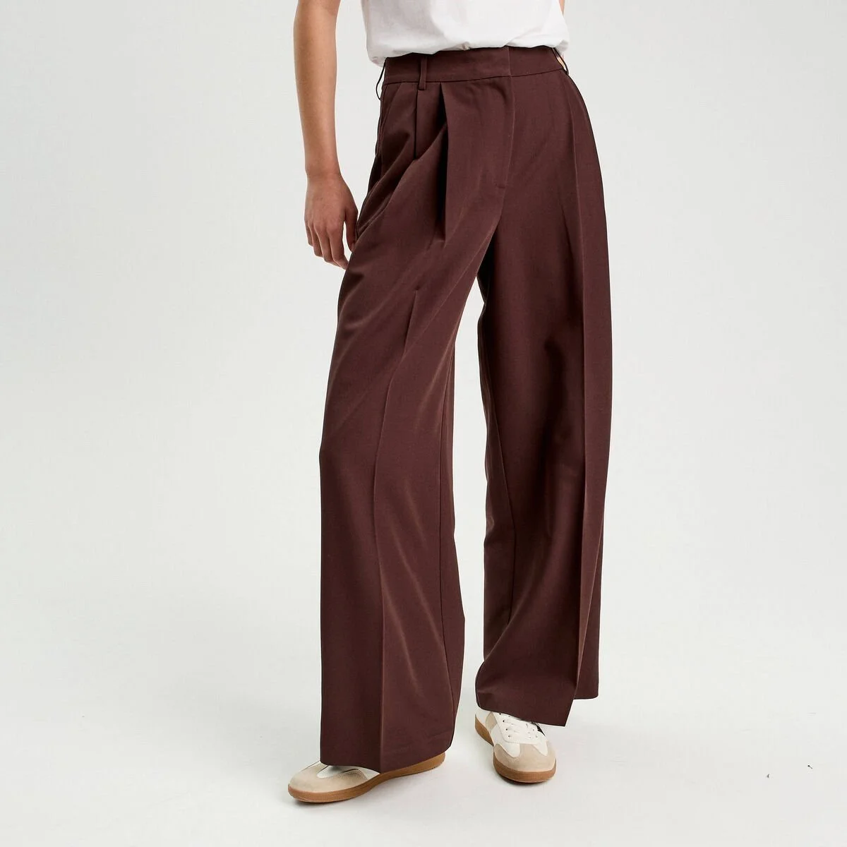 pantalon-large-a-pinces-marron-fonce-femme-vue7-36125351350190382.jpeg