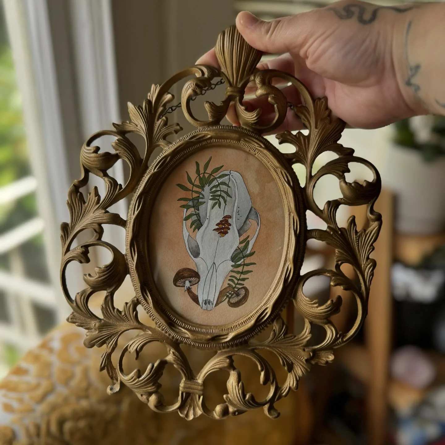The newest edition 💀 Fox skull with mushies and a fern 🌱 🍄&zwj;🟫 I found this frame at the Alameda antique fair&mdash;it was originally a mirror 🪞 Find it next weekend 8/31 at the Crane Cove Market with @sfparksalliance
.
#sfart #sfartist #sanfr