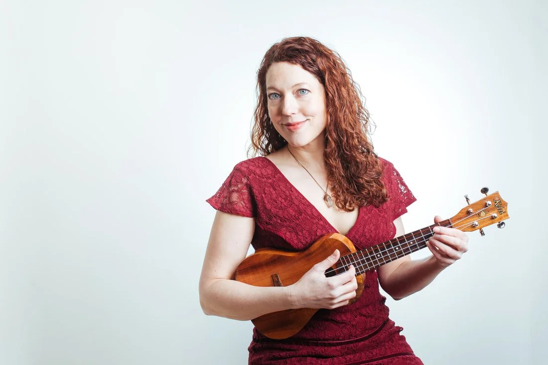 Amy Kucharik - Uke Slinging