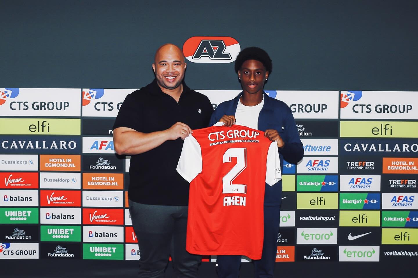 Congratulations, Latrell Aken, on signing your first professional contract with AZ Alkmaar in the Netherlands! 🎉📝 Your talent and hard work have truly paid off. 

Sincere gratitude to you and your family for placing your trust in us. 🙏🏽🤝🏾

#pro