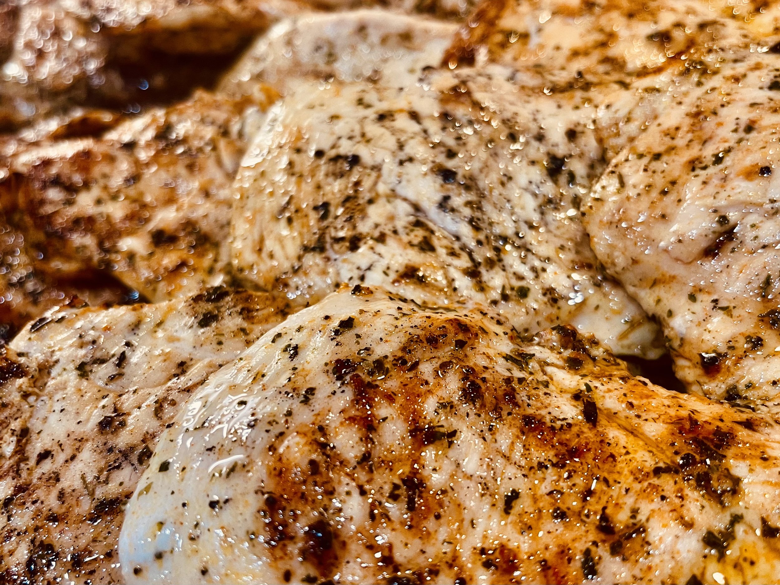 Honey Lemon chicken served with parsley butter rice and broccoli & cheese sauce plus Chef’s braided Bread.