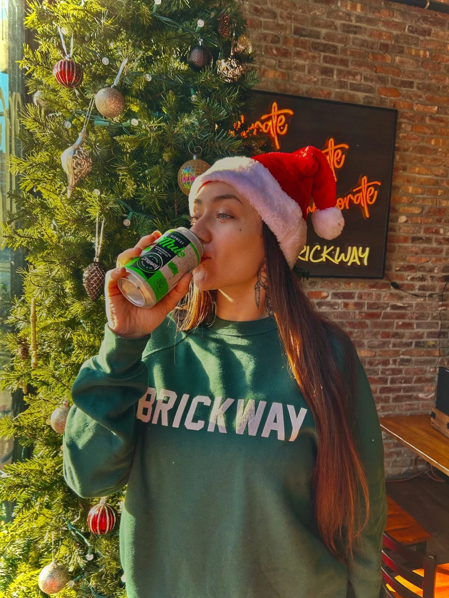 𝐒𝐭𝐢𝐥𝐥 𝐢𝐧 𝐡𝐨𝐥𝐢𝐝𝐚𝐲 𝐦𝐨𝐝𝐞 𝐨𝐯𝐞𝐫 𝐡𝐞𝐫𝐞 ✨🎄 Join us for all-day happy hour today! And we&rsquo;re open at 11am for lunch every day this week (S/o @foxysushi) plus cozy Brickway crewnecks back in stock and holiday gift packs while th
