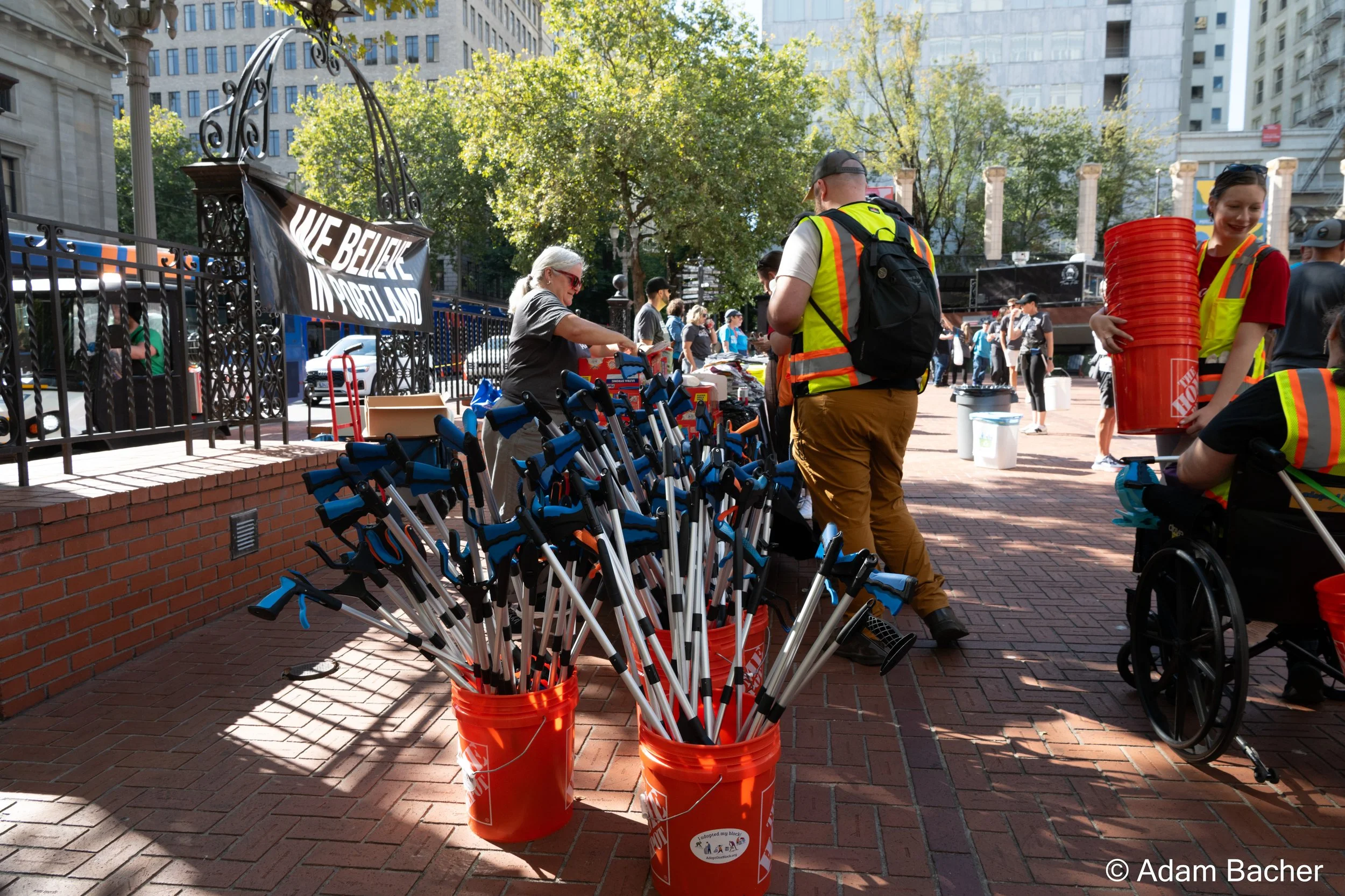 2025-09-19_We_Believe_in_Portland_Cleanup-10.jpg