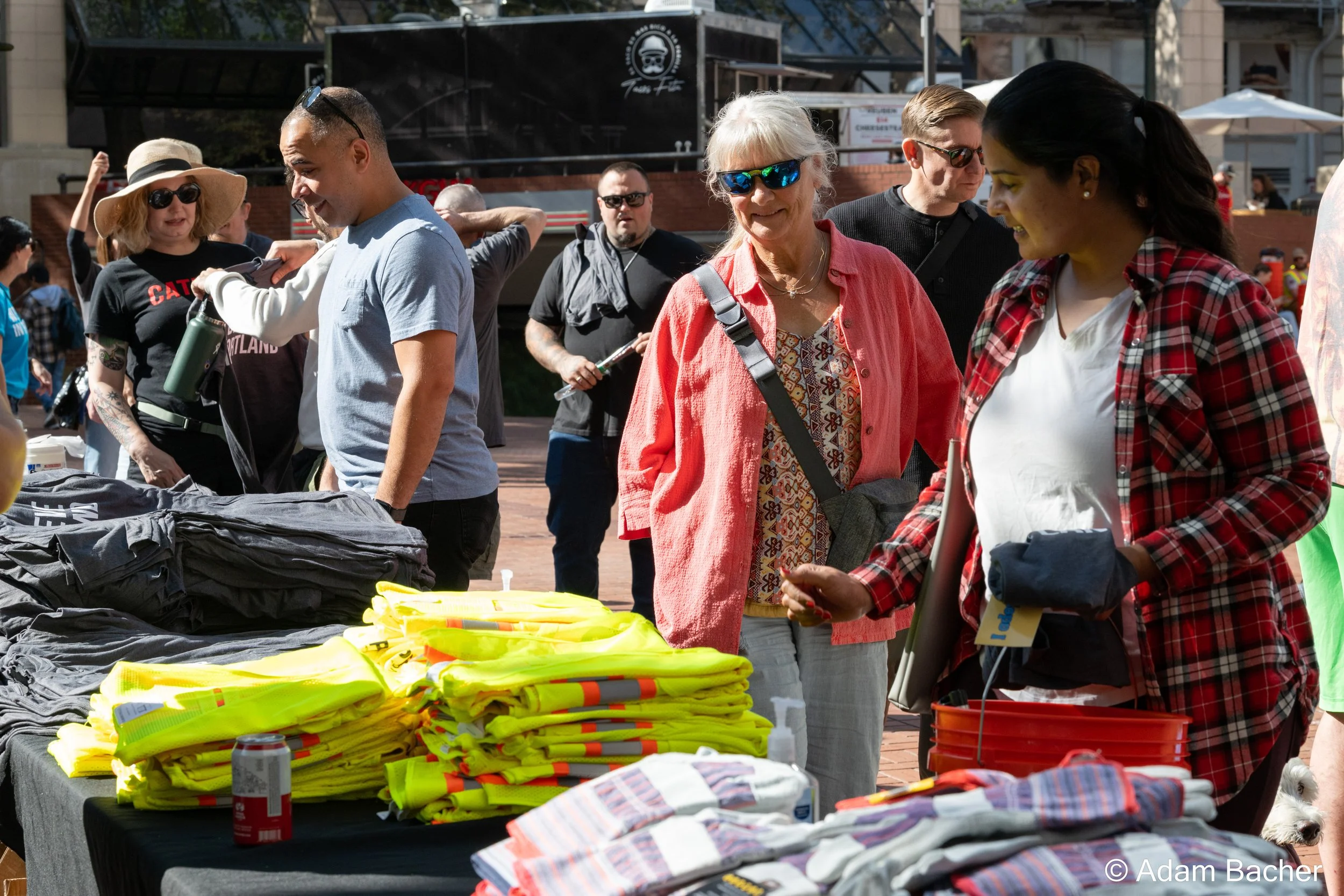 2025-09-19_We_Believe_in_Portland_Cleanup-15.jpg