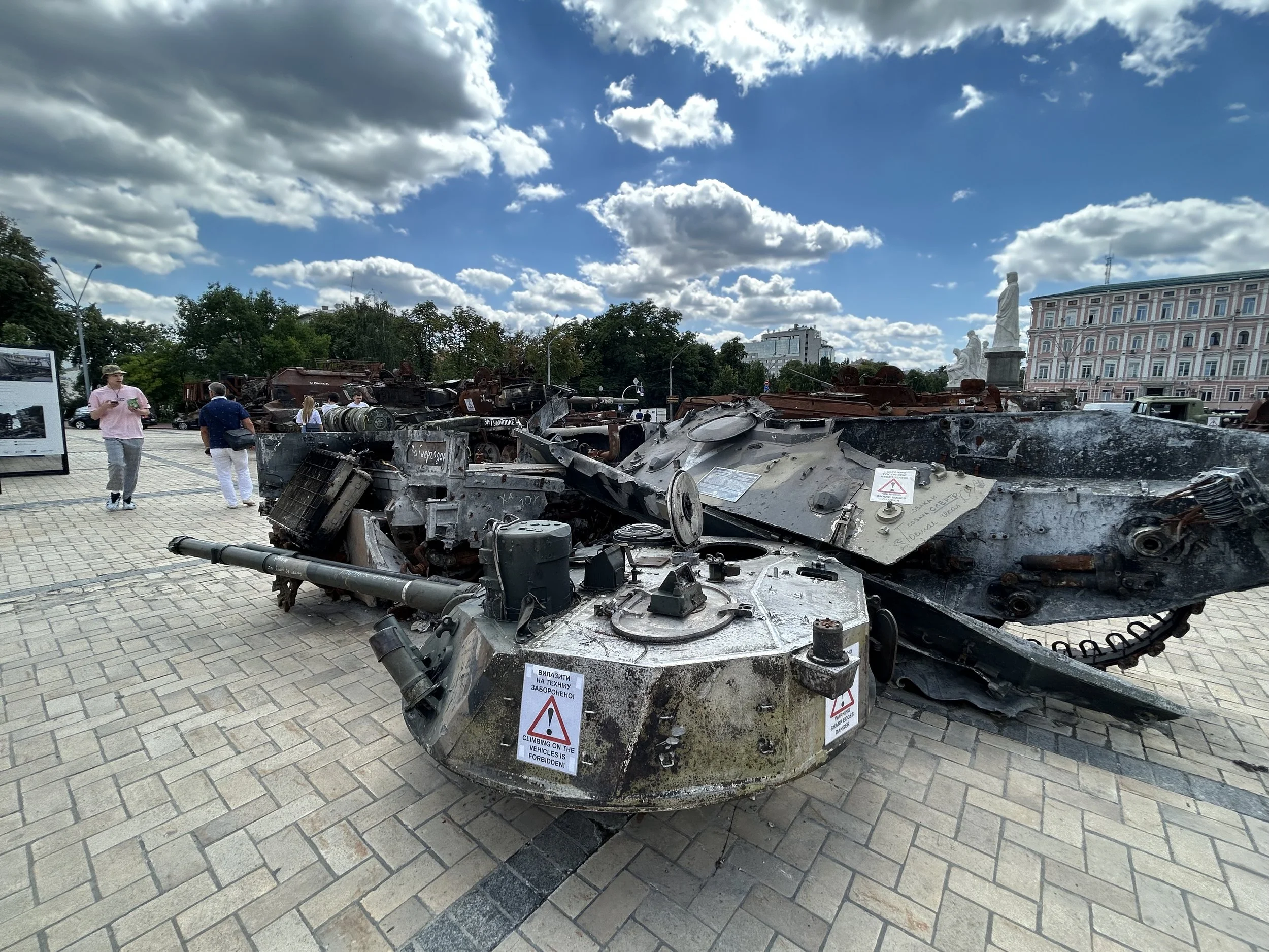 Ukraine's New Tourism Niche: Travelling Into a War Zone