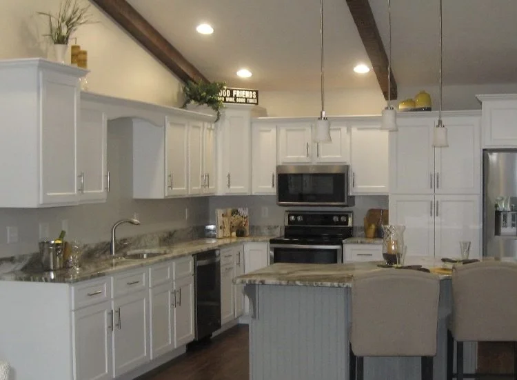 TH13 Kitchen 1.JPG
