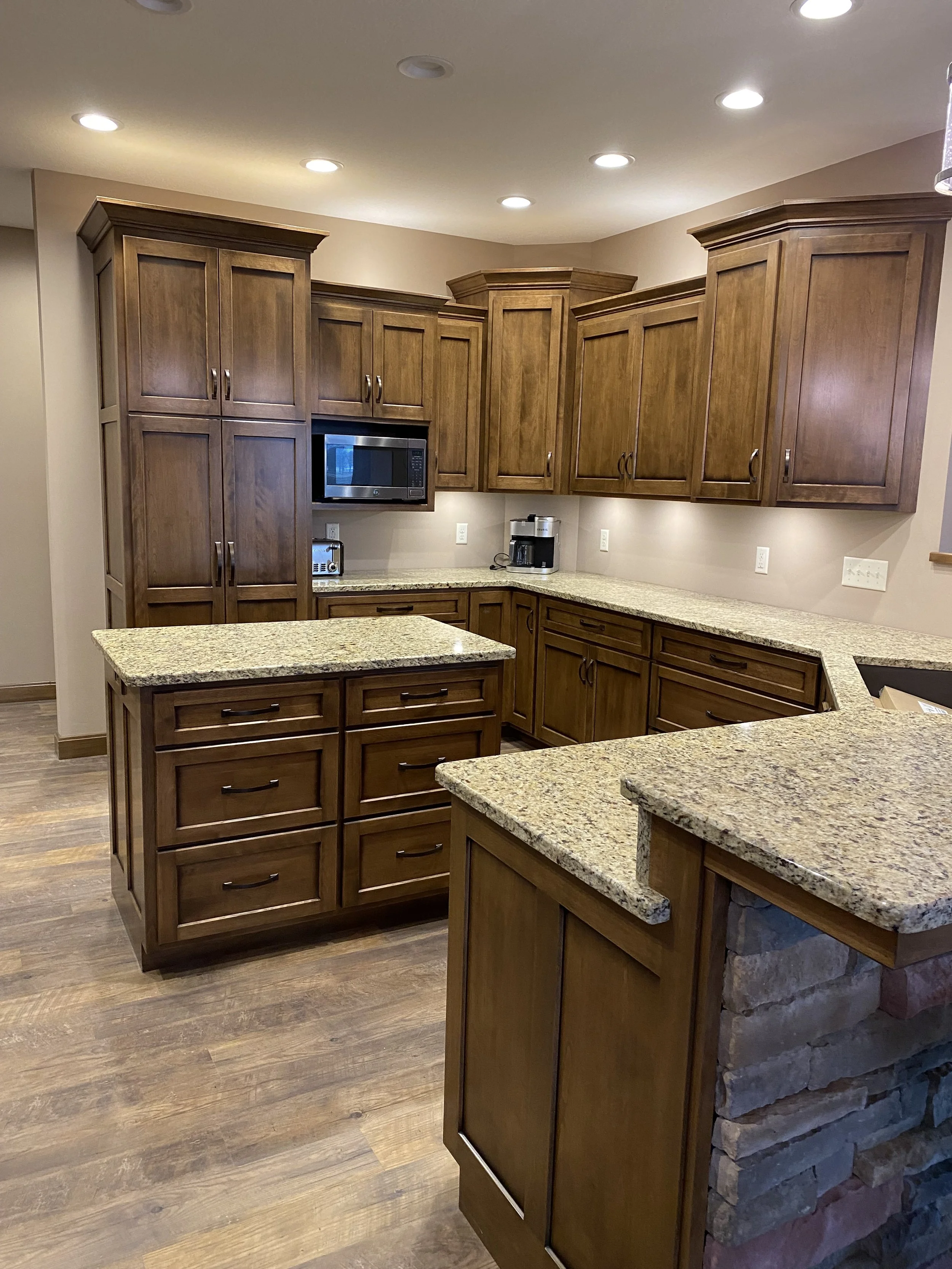 serr kitchen 2.JPG
