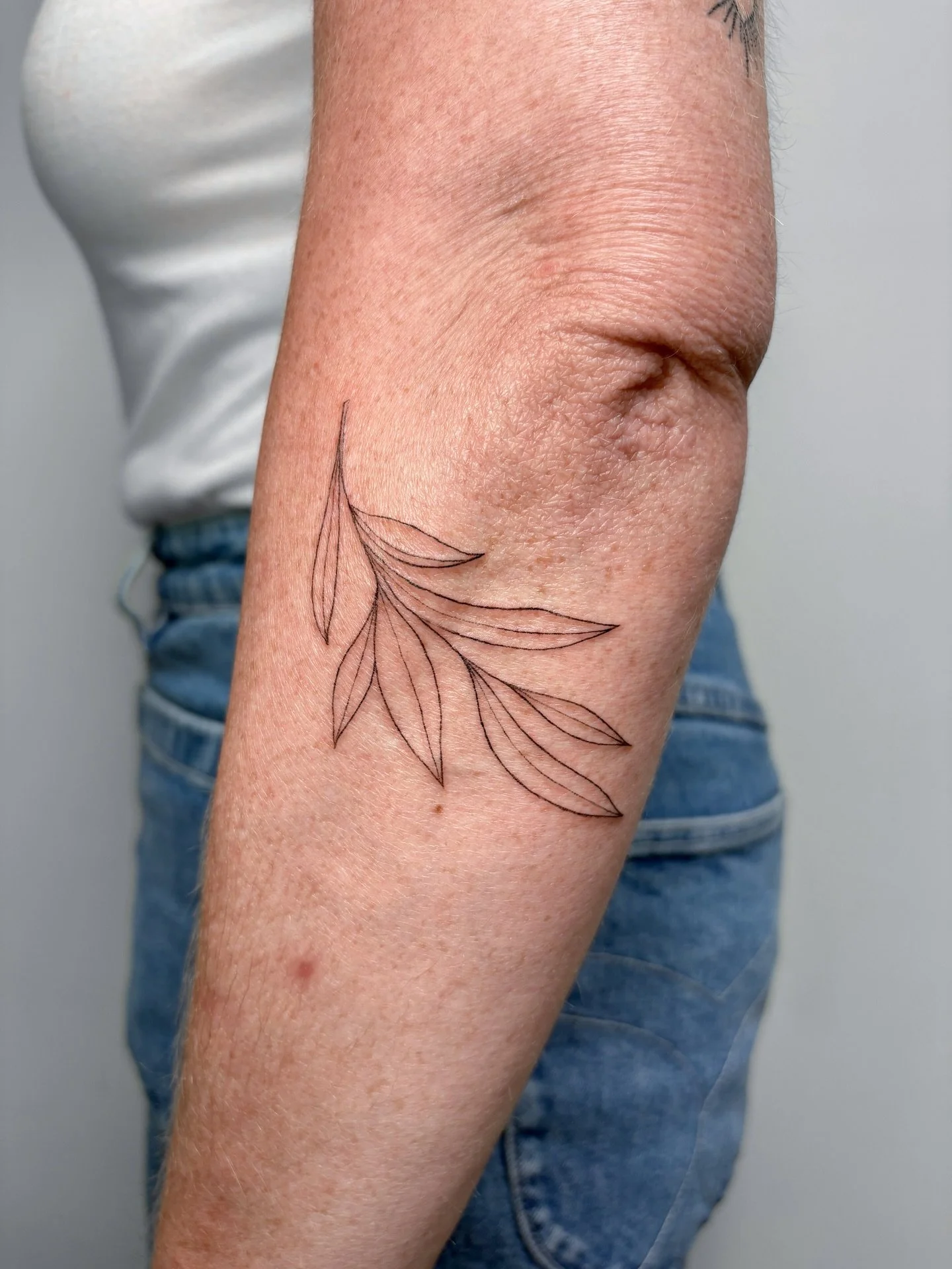 Placement on point! I would love to do more about the elbows, knees, especially organic matter that we can create flow that goes along with your body! 
Because every tattoo deserves to be as unique as you are! 

If you&rsquo;ve been thinking about ge