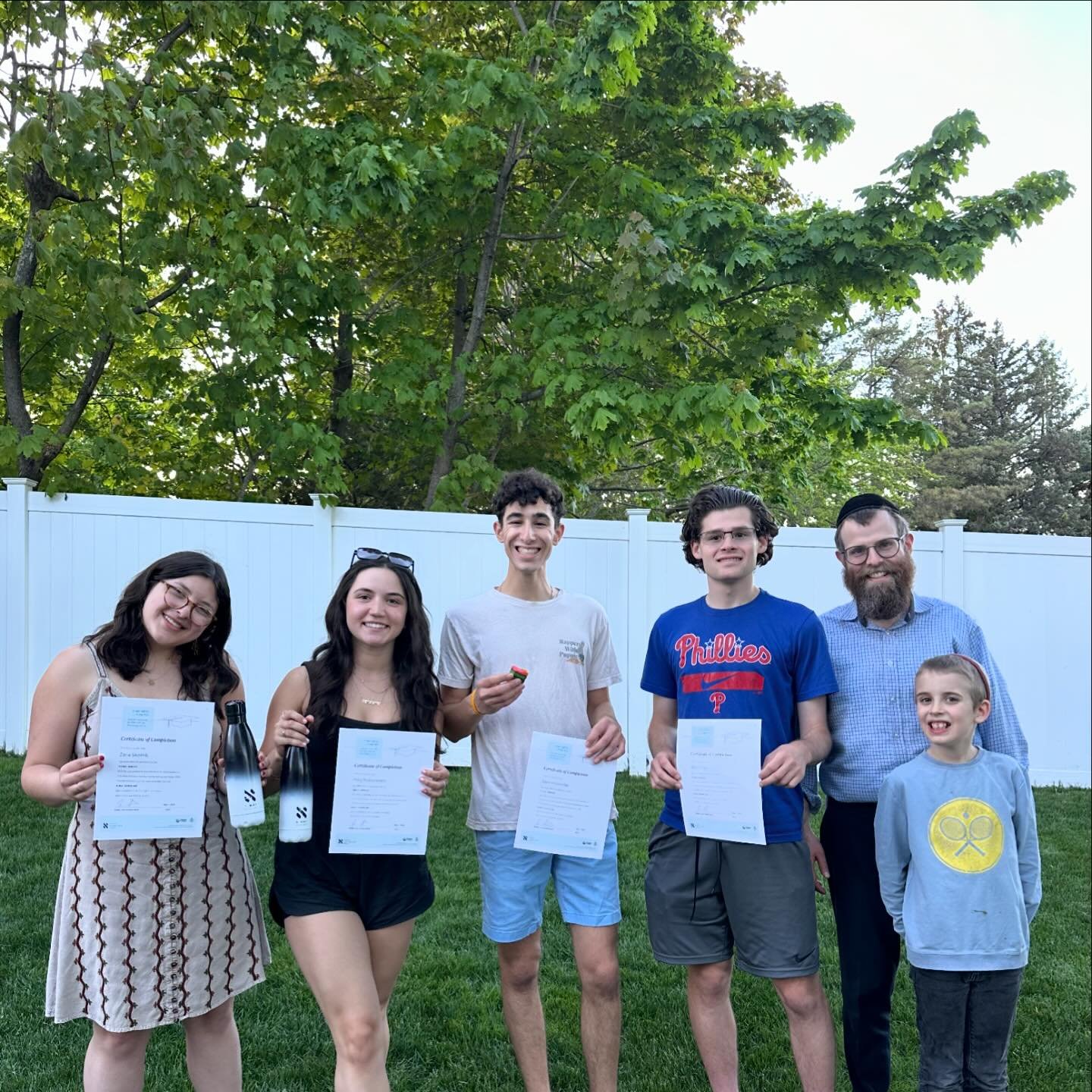 Thank you to everyone who came to Caf&eacute; Chabad/End of Semester BBQ to celebrate our Sinai Scholars! See you tomorrow for Mendel Shabbat&mdash;make sure to RSVP &ldquo;Mendel&rdquo; if you haven&rsquo;t already 🙌