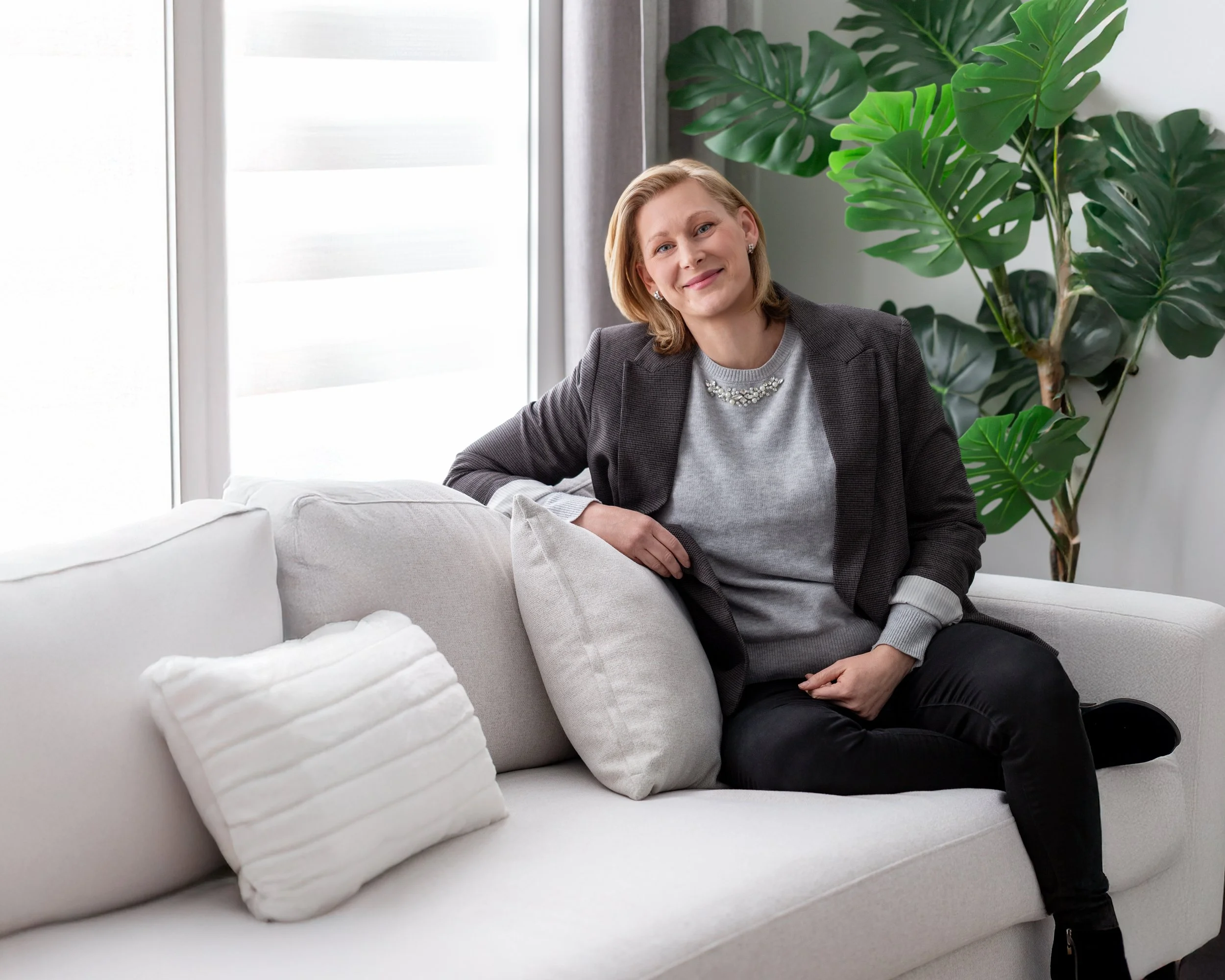 Can Realtors® Use Show Homes for Branding Photos in Edmonton?